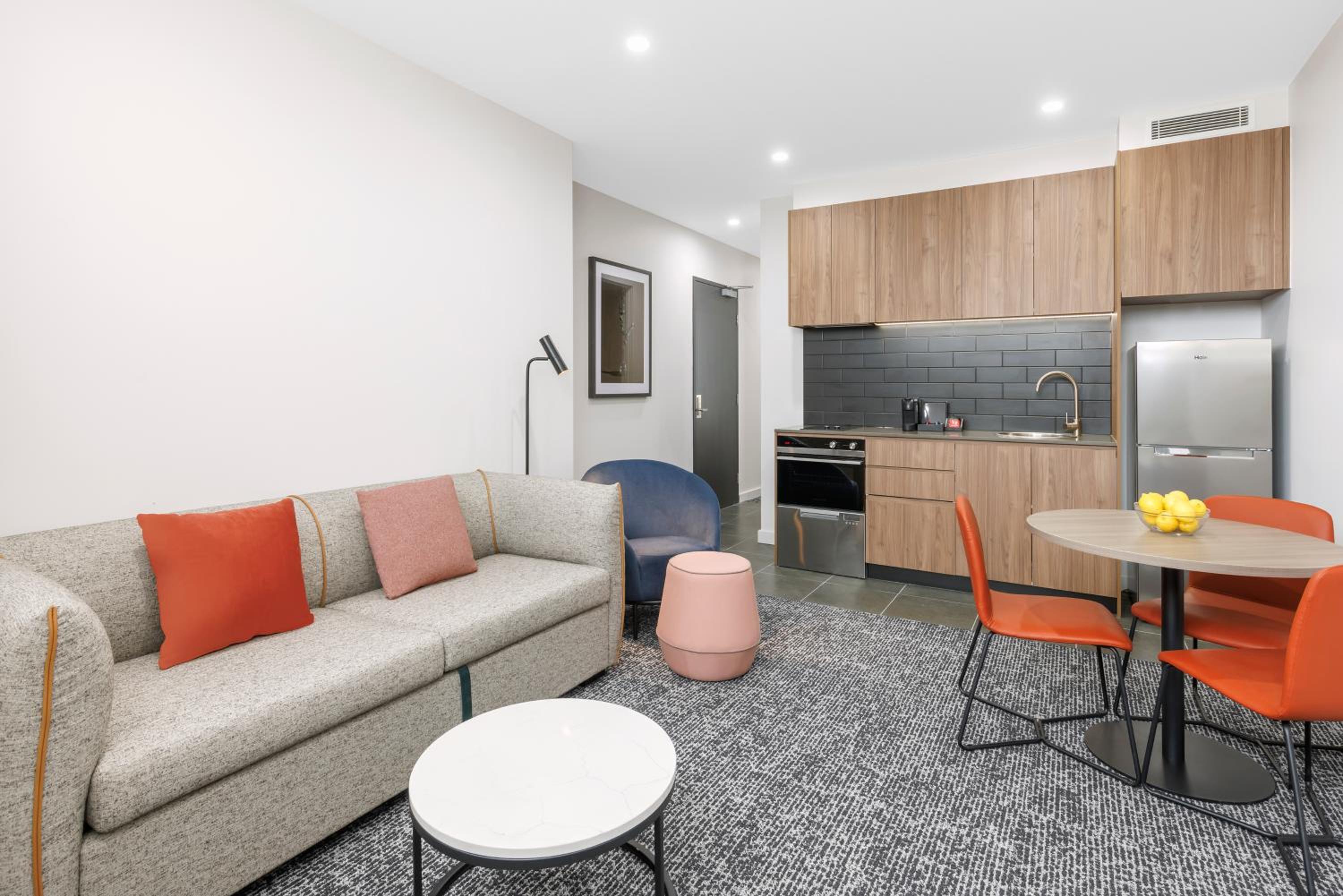 One-Bedroom Apartment - Photo 1