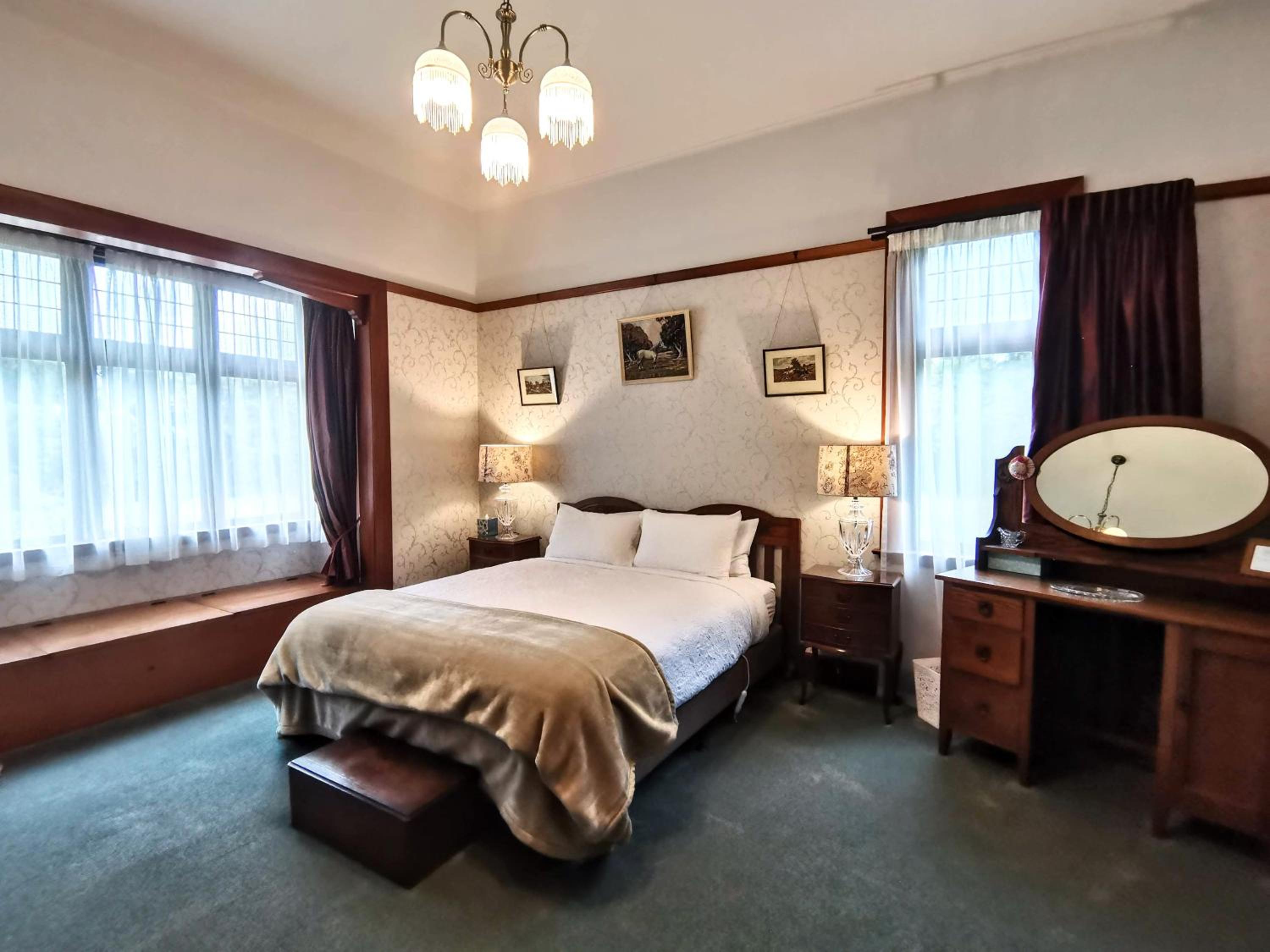 Deluxe Double or Twin Room photo 1
