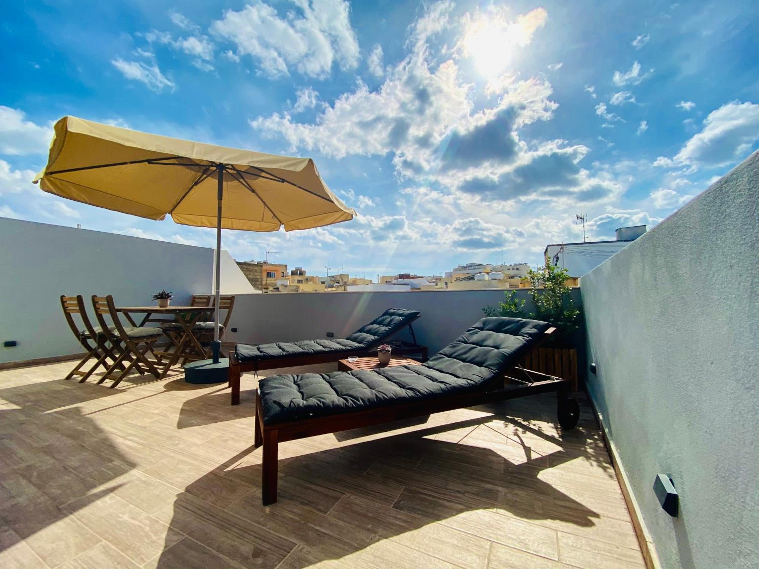 Triple Room with Terrace - Photo 17