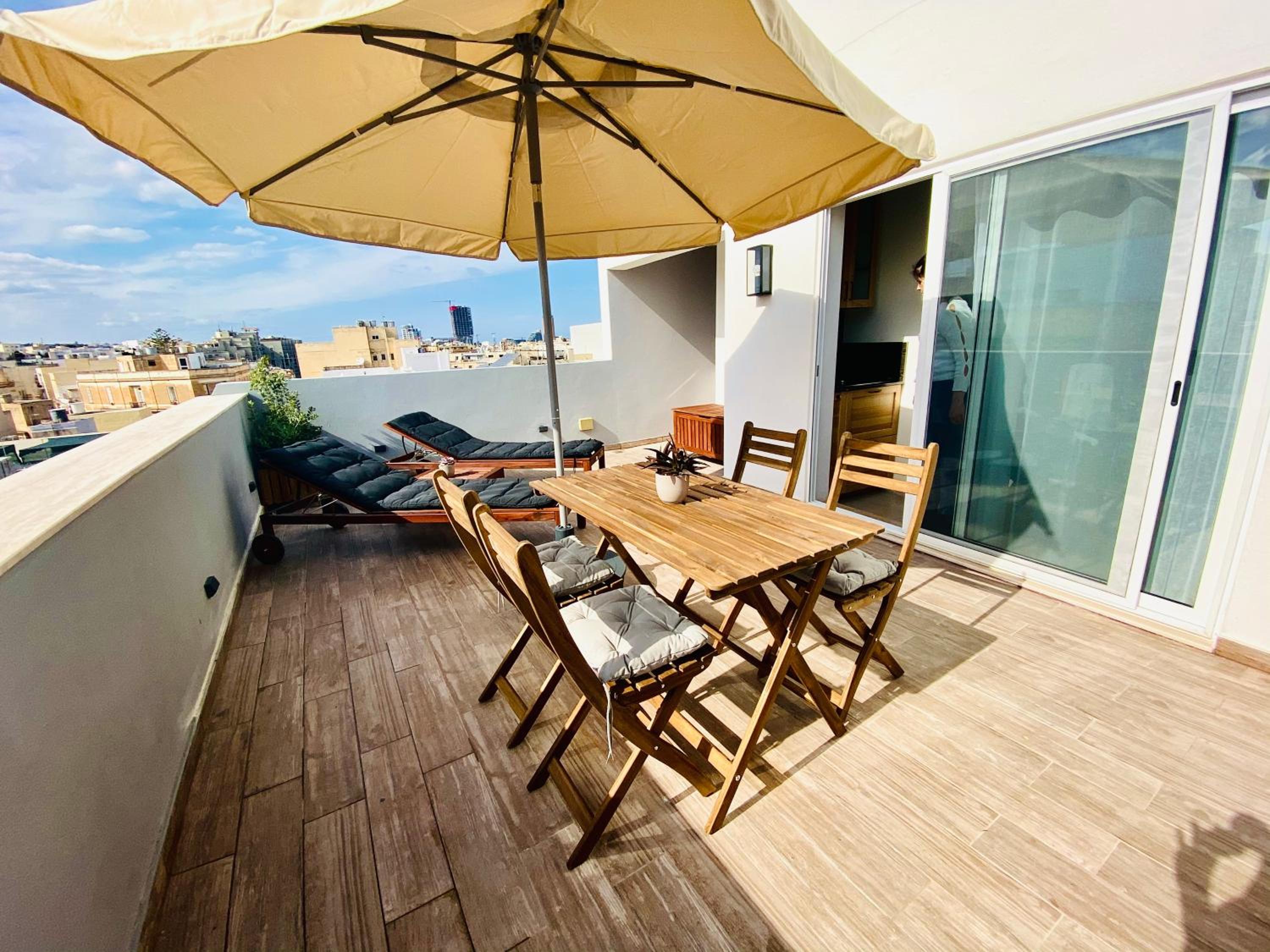 Triple Room with Terrace - Photo 16