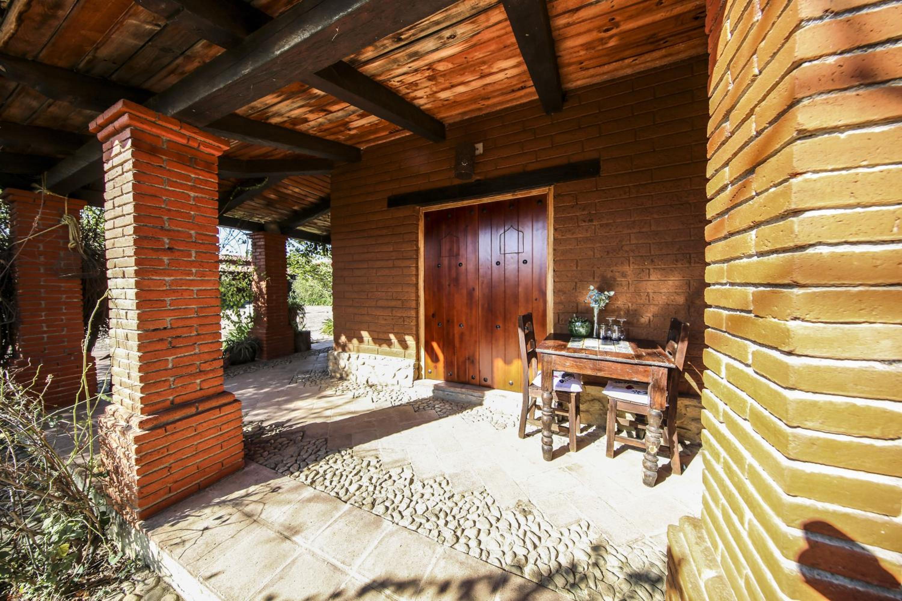 Apartment with Terrace - Photo 23