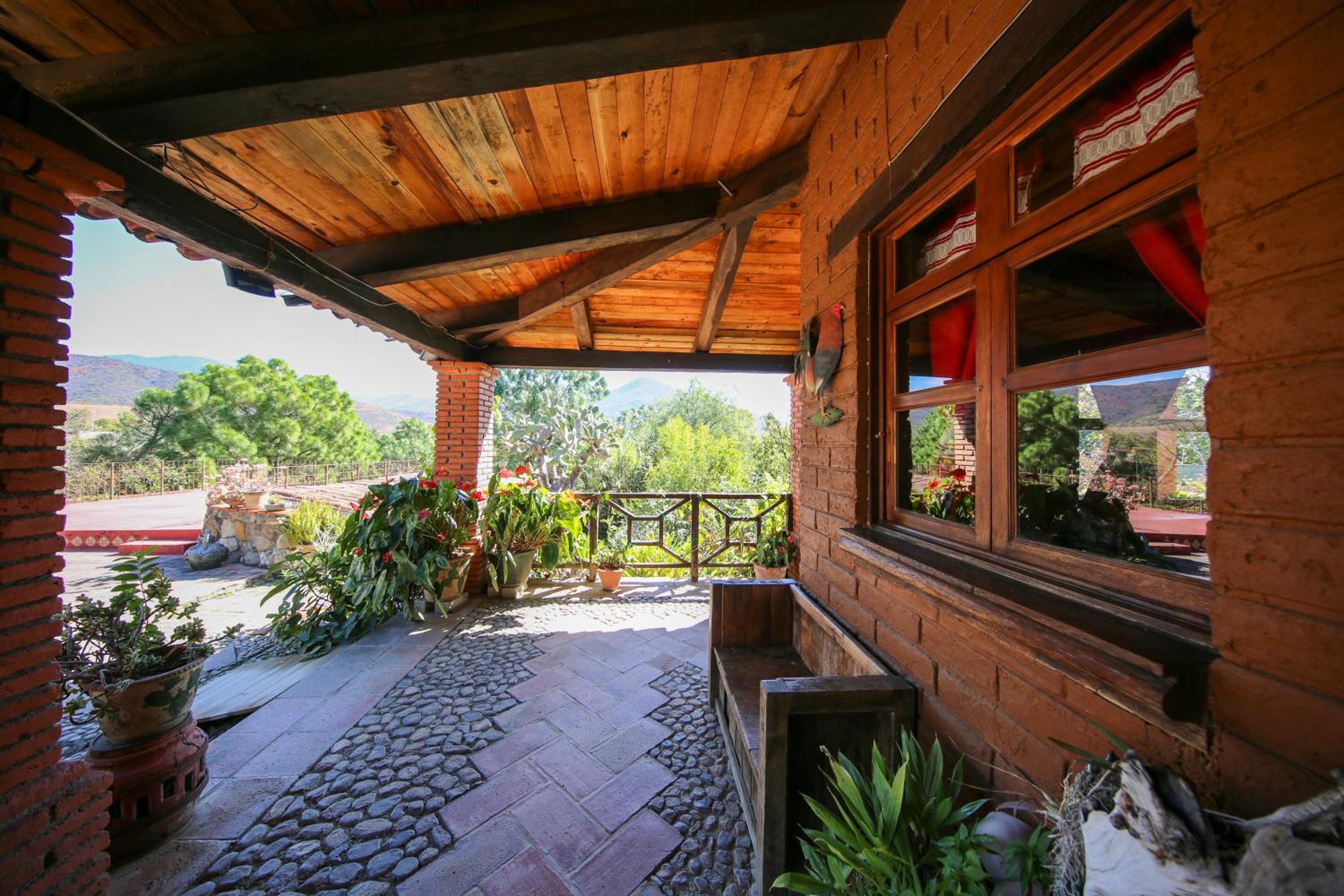 Double Room - Photo 6