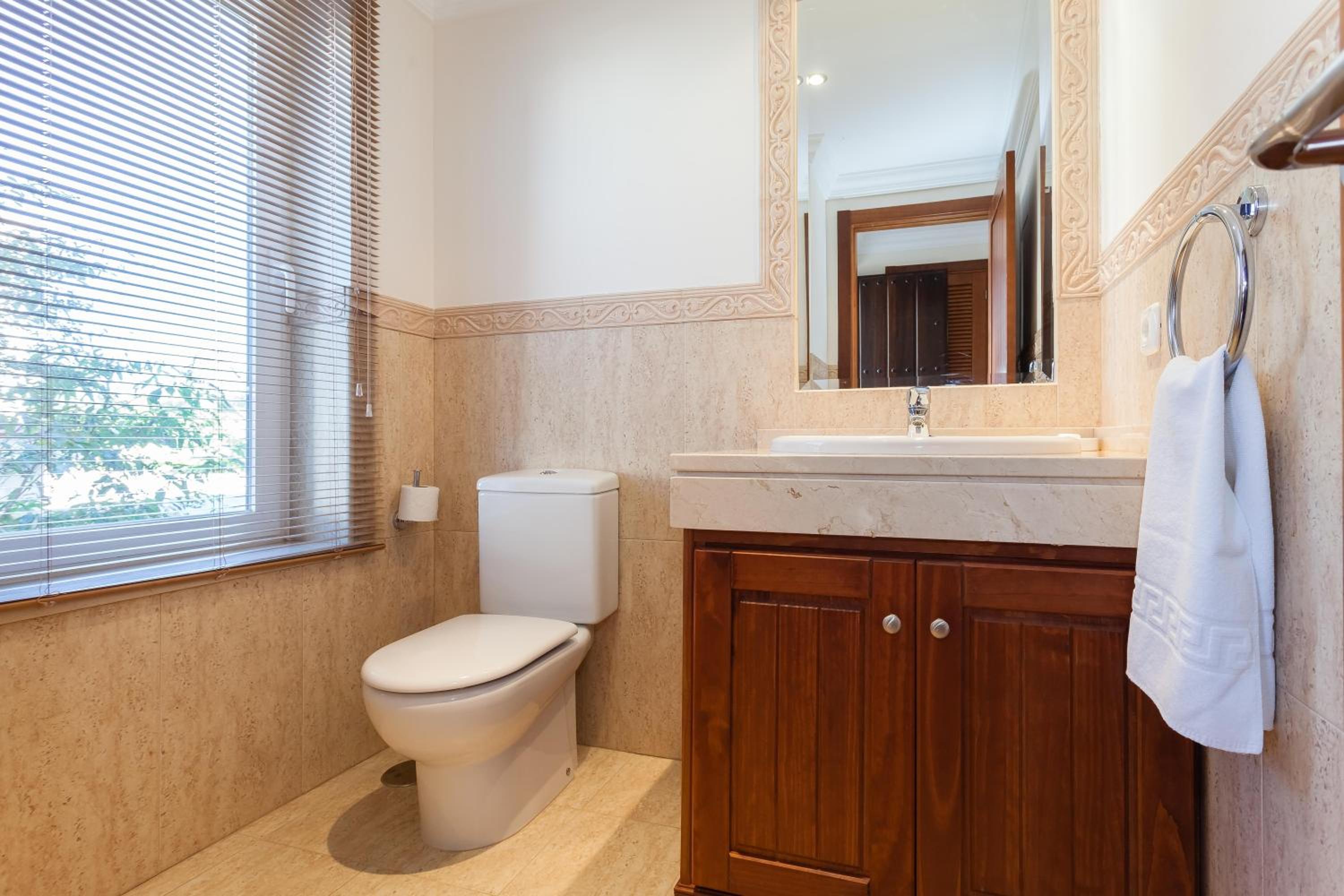 One-Bedroom House photo 2