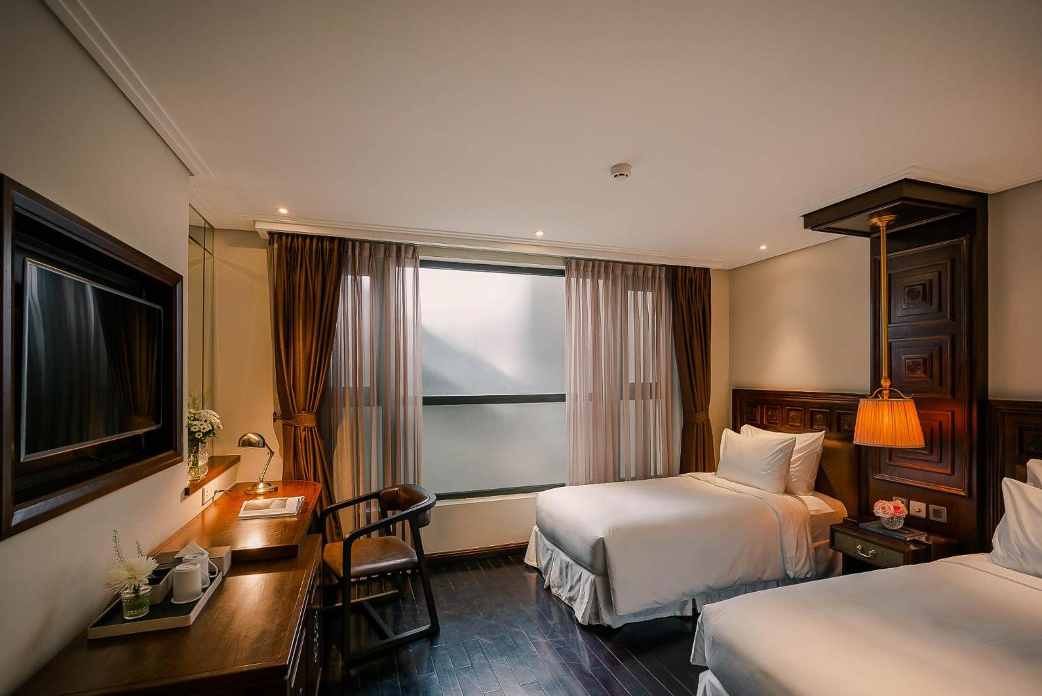 Superior Twin Room (No View)