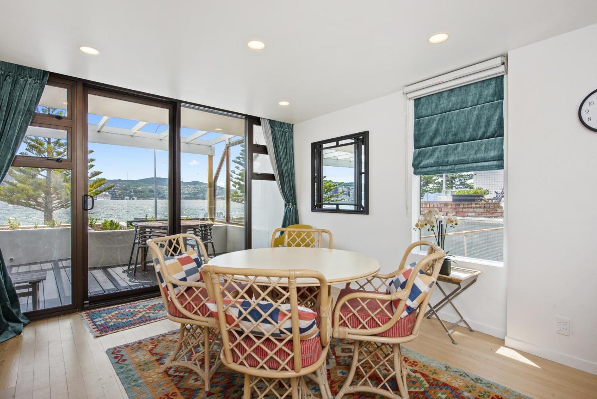 Superior Apartment photo 3