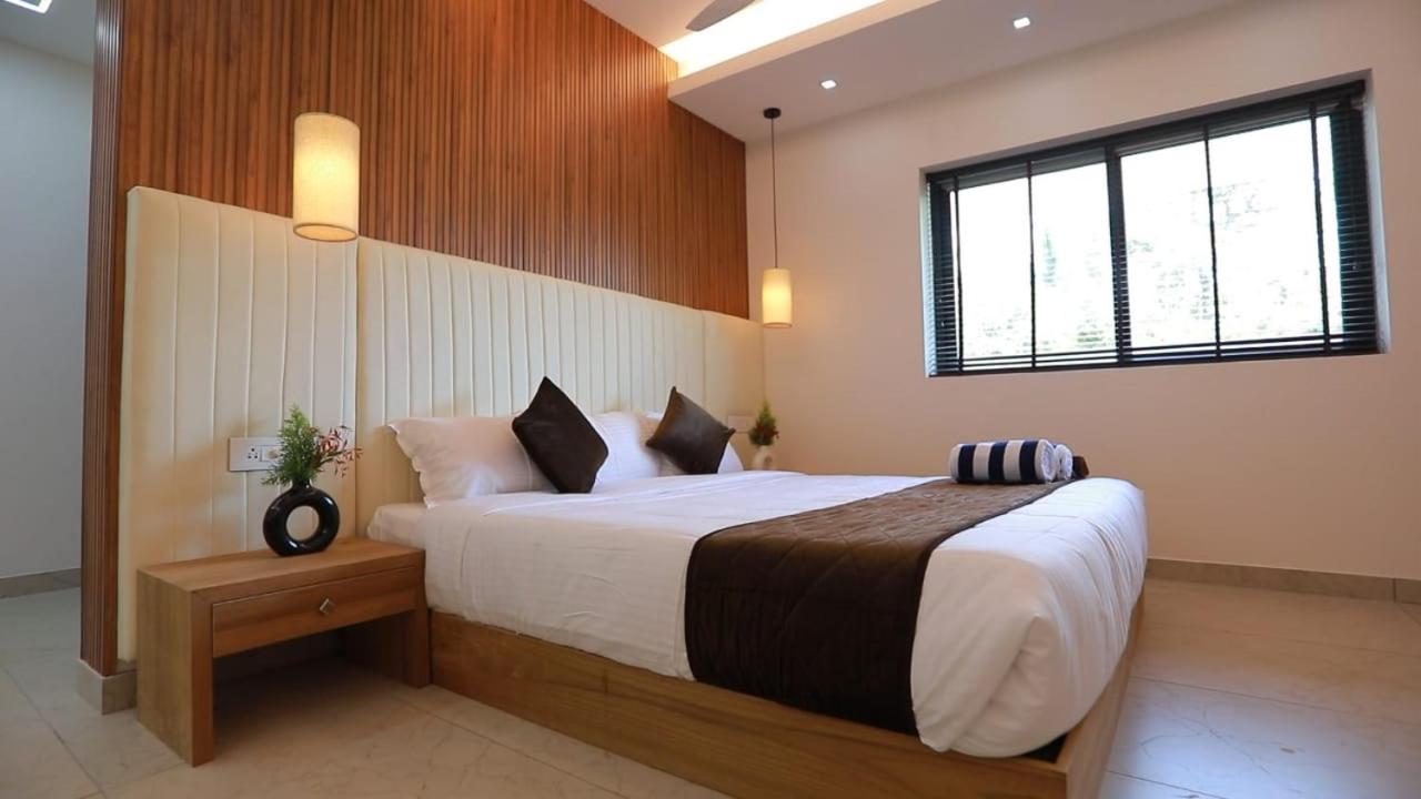 Family Room - Photo 1