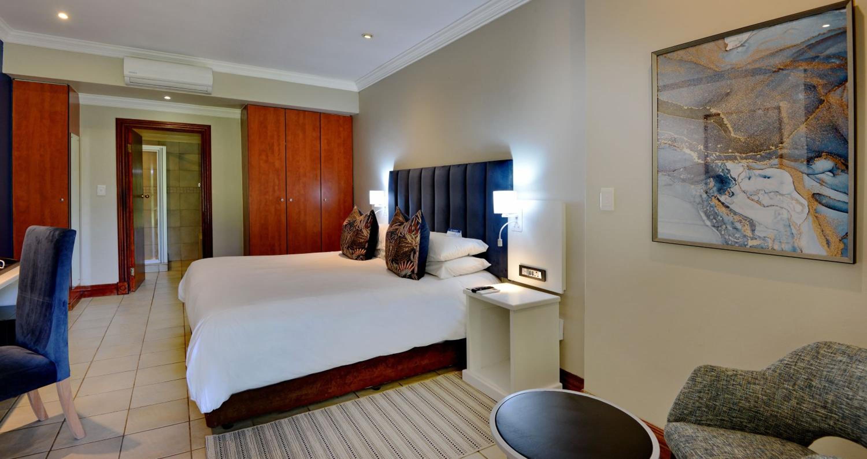 Standard Room - Photo 1