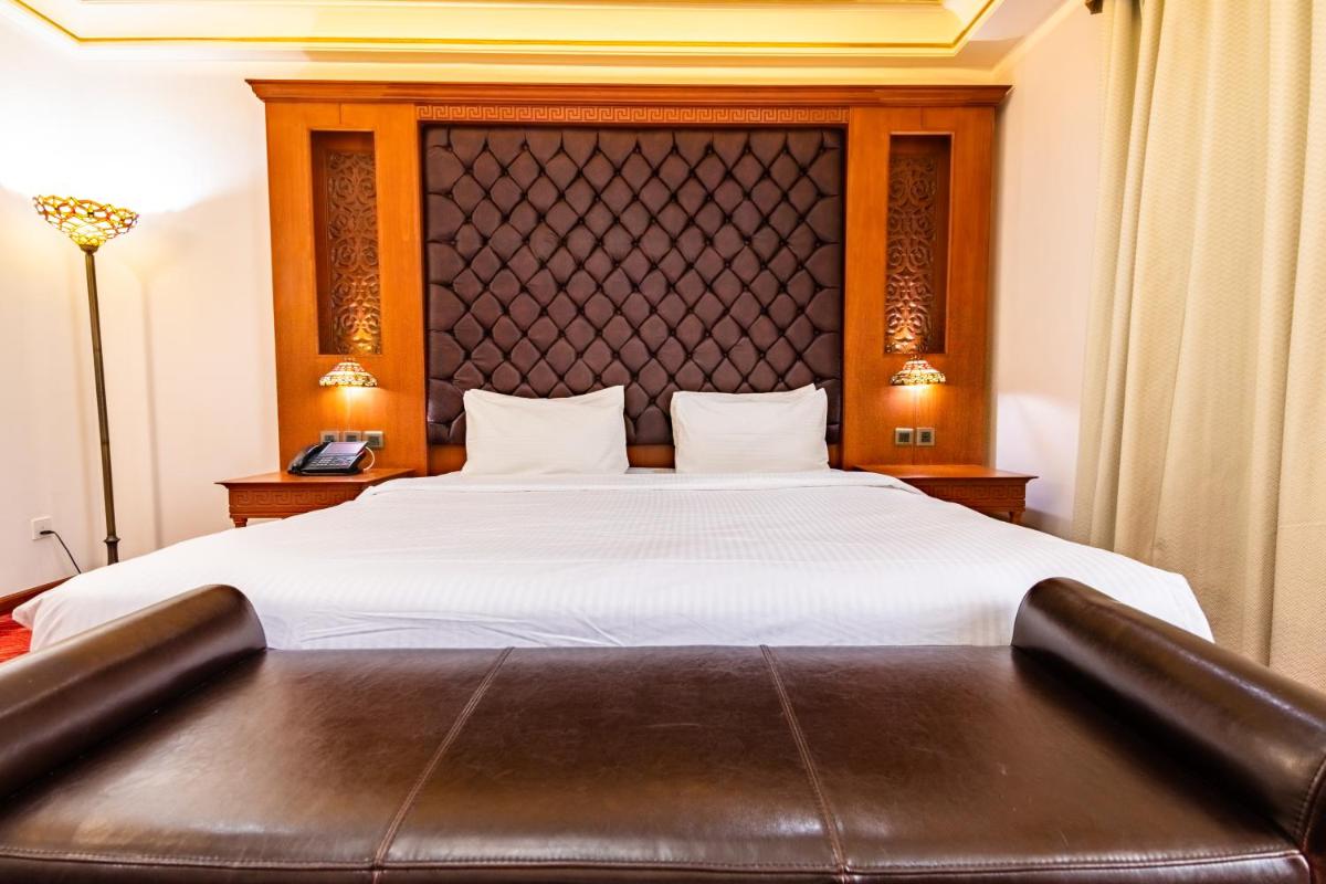 Presidential Suite photo 3
