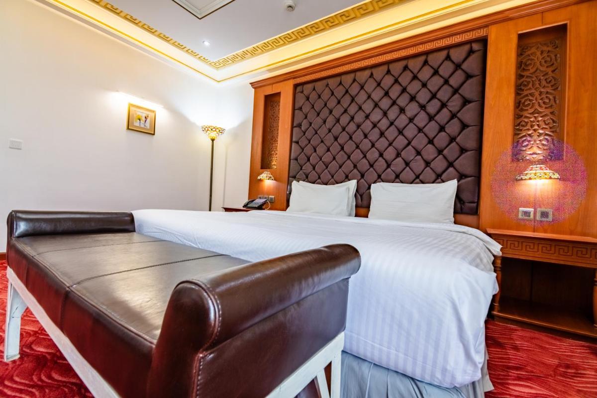 Presidential Suite photo 1