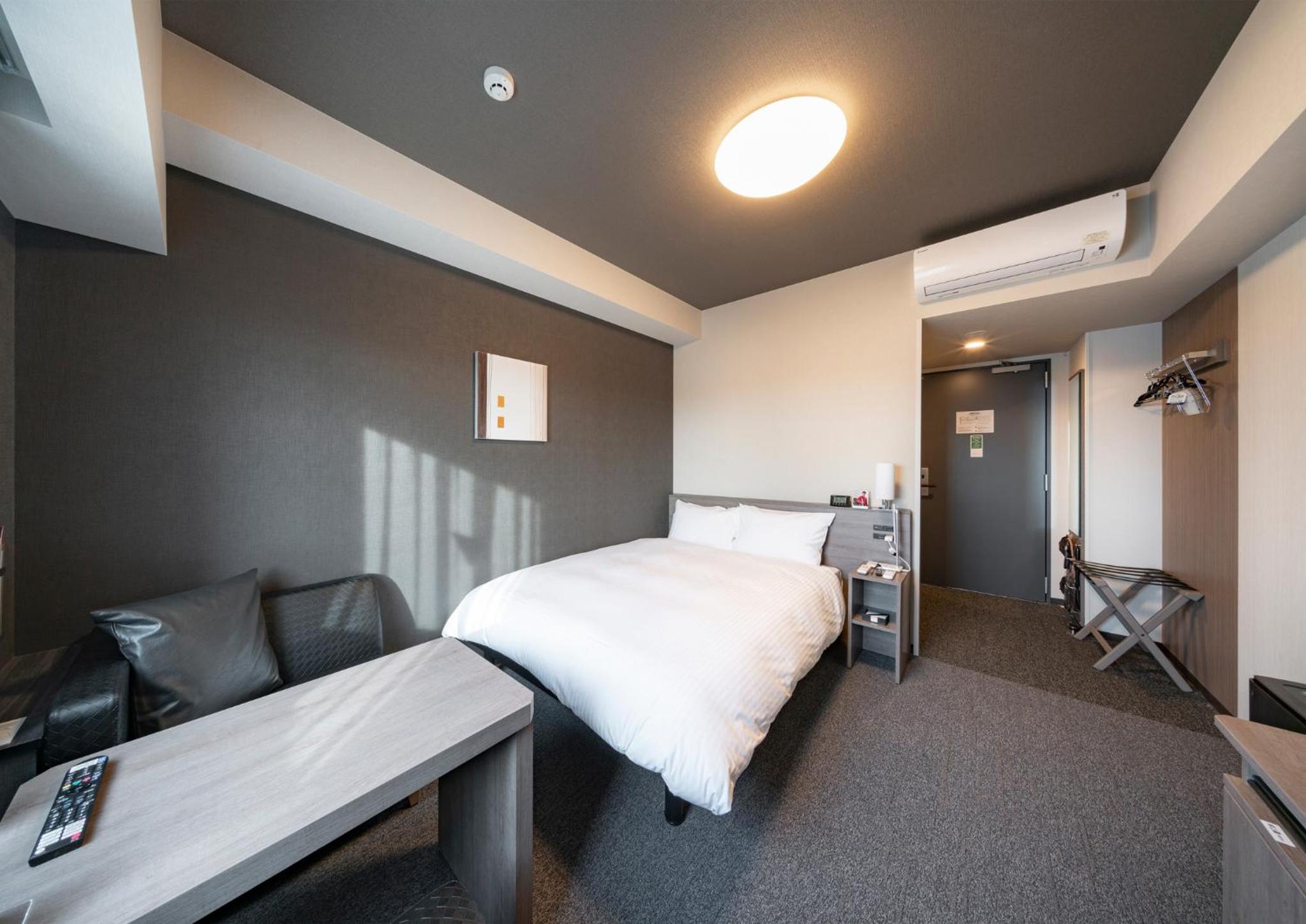 Comfort Double Room with Small Double Bed - Non-Smoking - Photo 1