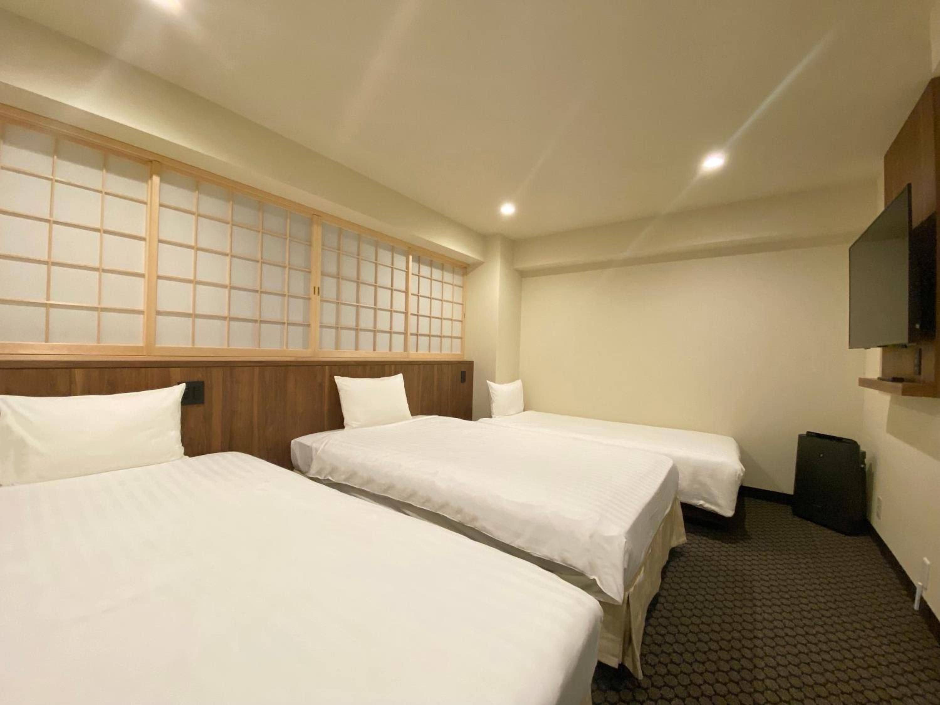 Comfort Twin Room - Non Smoking photo 3