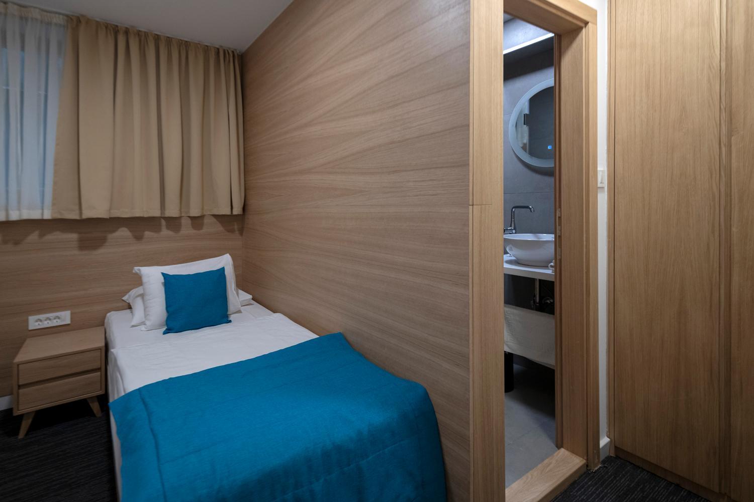 Economy Double Room photo 3