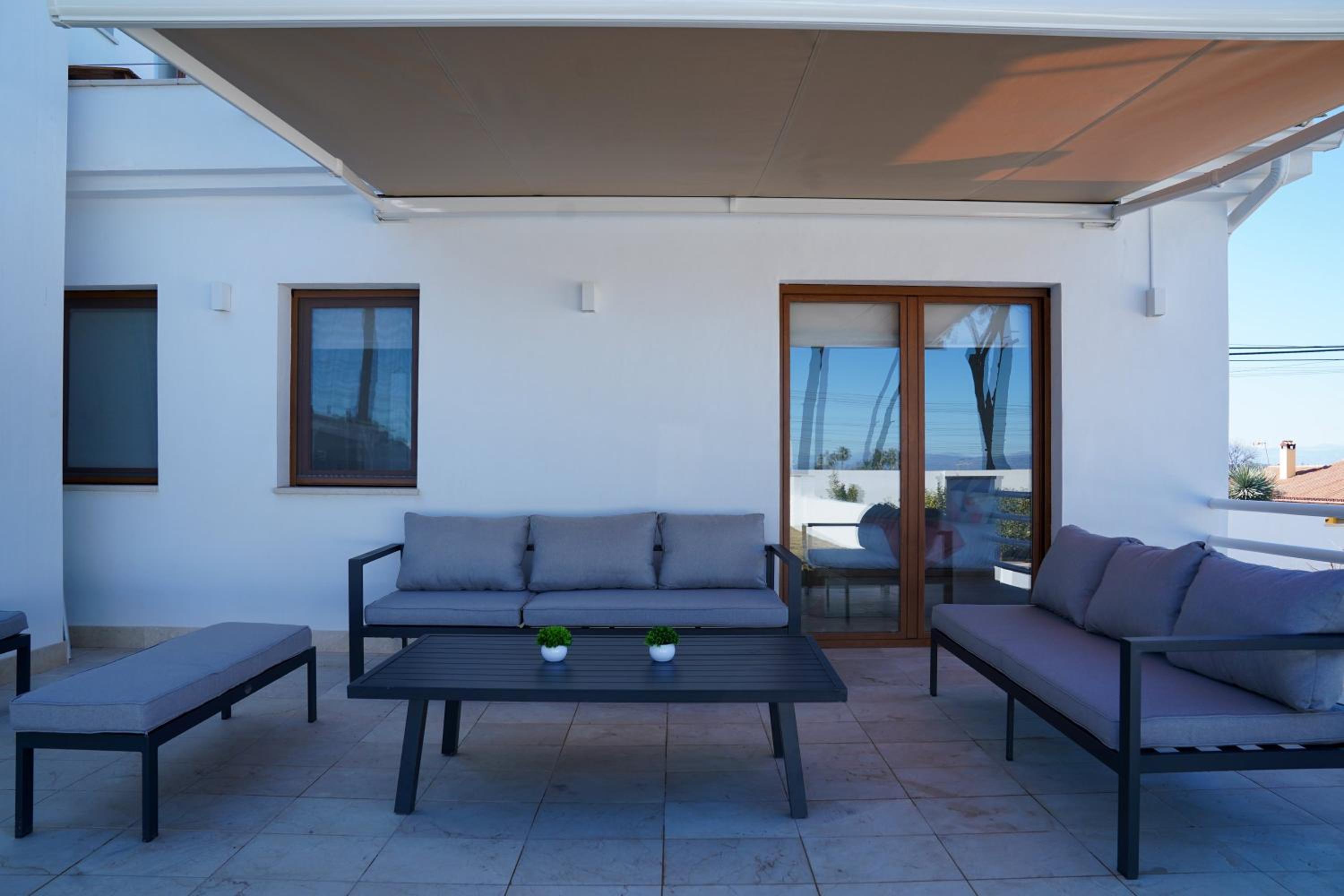 Villa photo 3