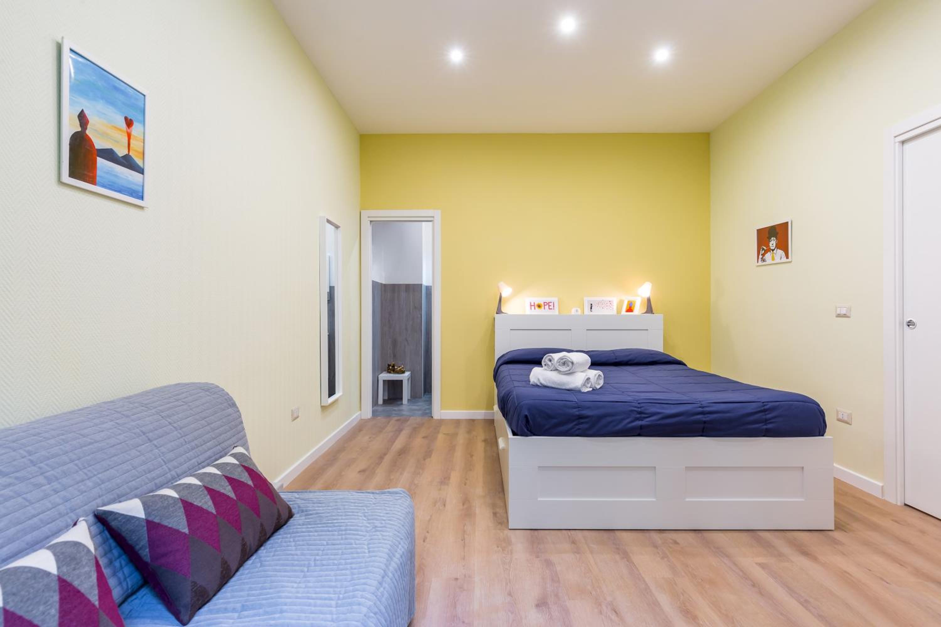 One-Bedroom Apartment