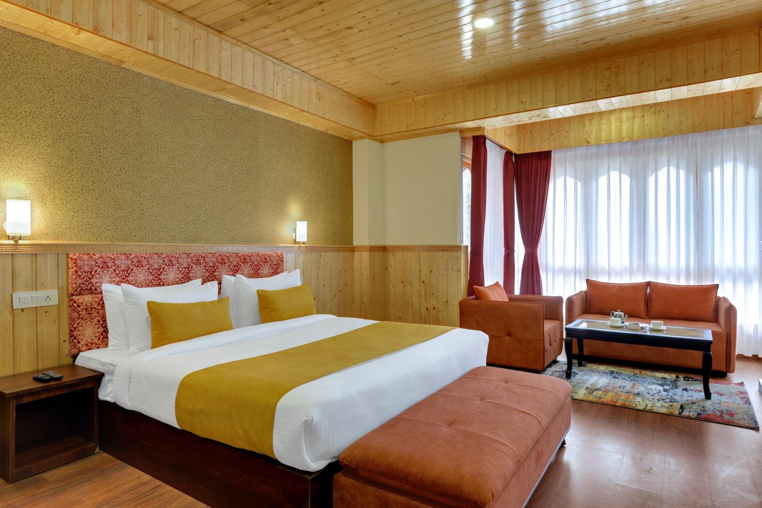 Yashshree Suite - Photo 1