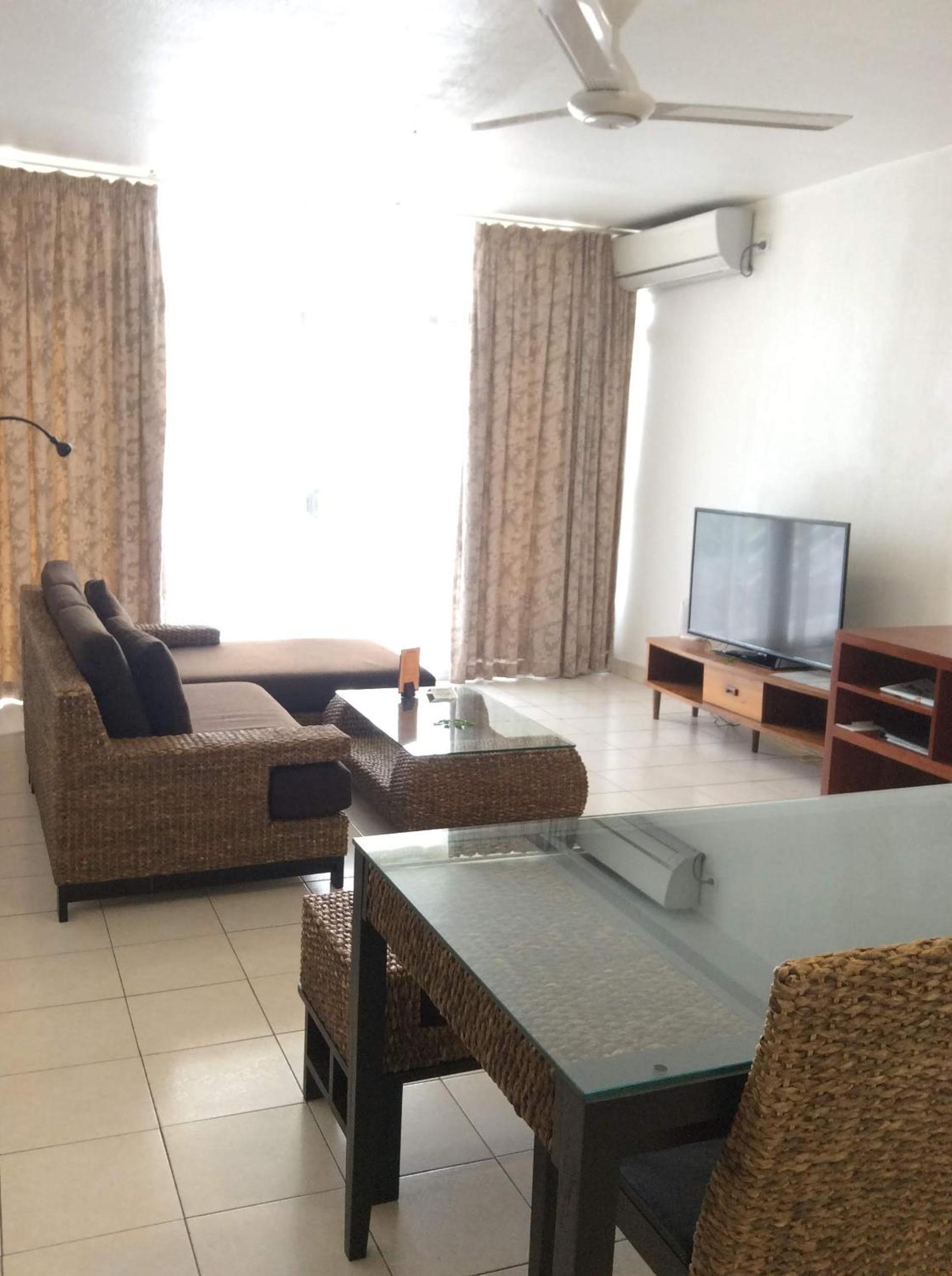 1 Bedroom Hibiscus Apartment