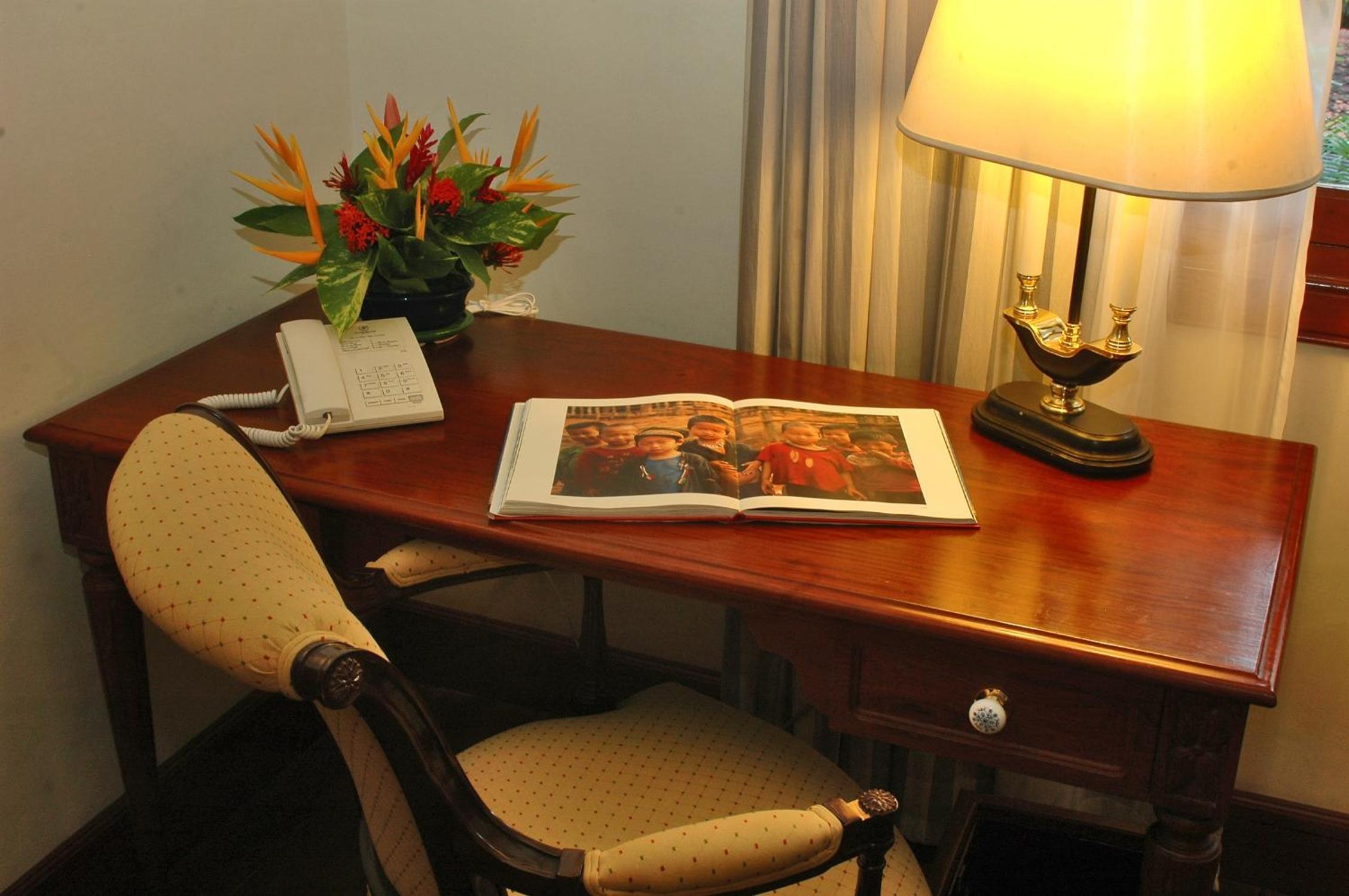Standard Queen Room photo 3