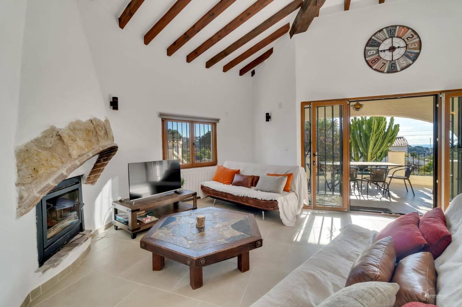 Villa de Tres Habitaciones