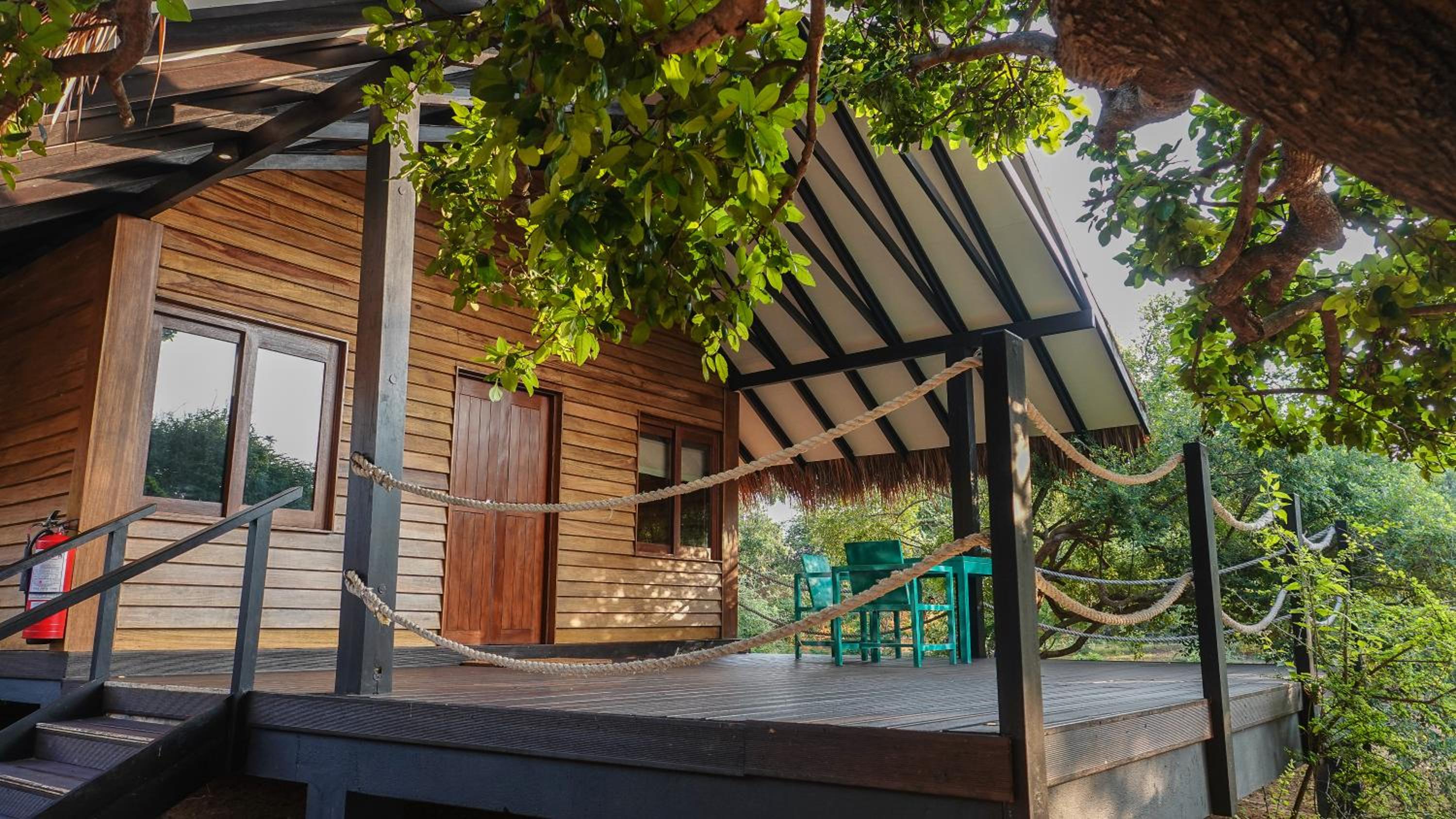 Jungle Dwelling - Photo 2