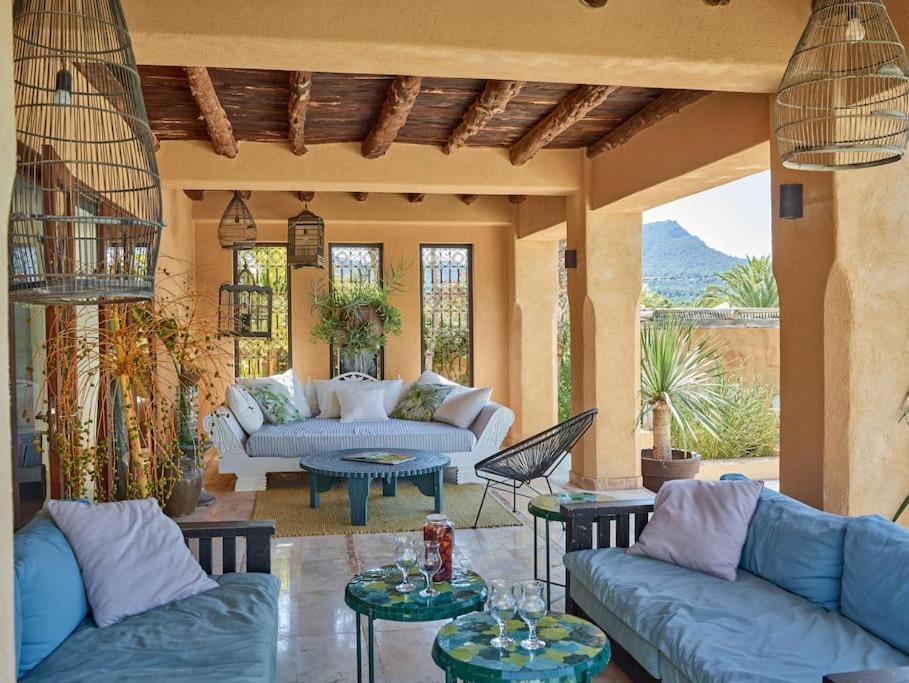 Three-Bedroom Villa photo 3