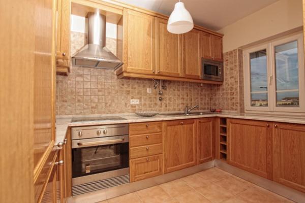 Three-Bedroom Villa photo 2
