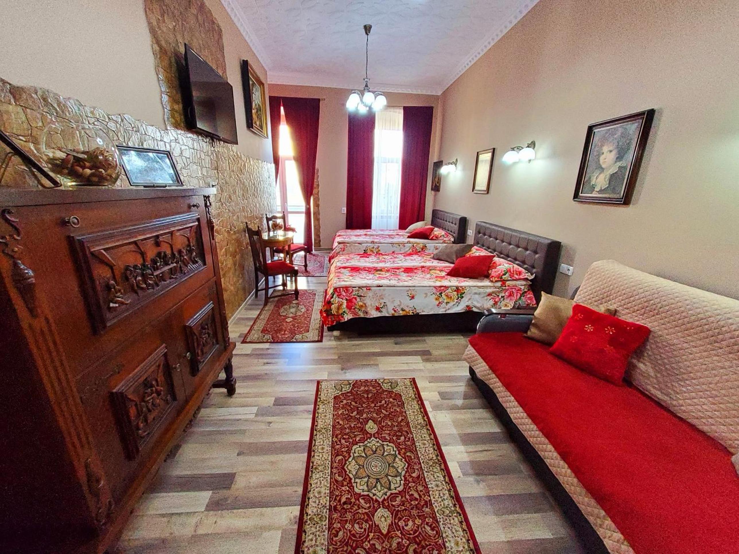 Family Suite with Balcony photo 3