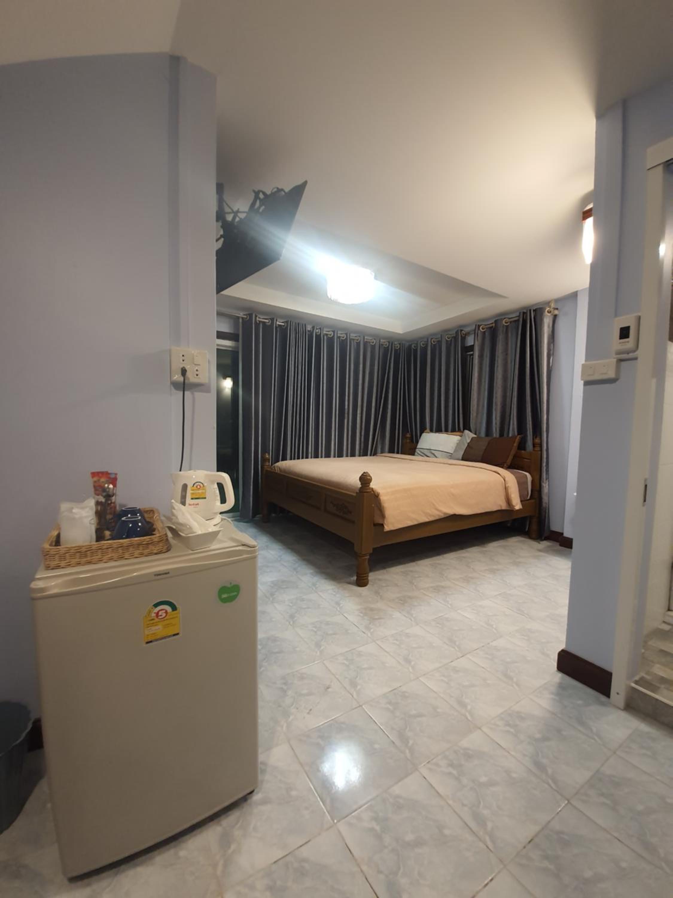 Double Room with Balcony - Photo 3
