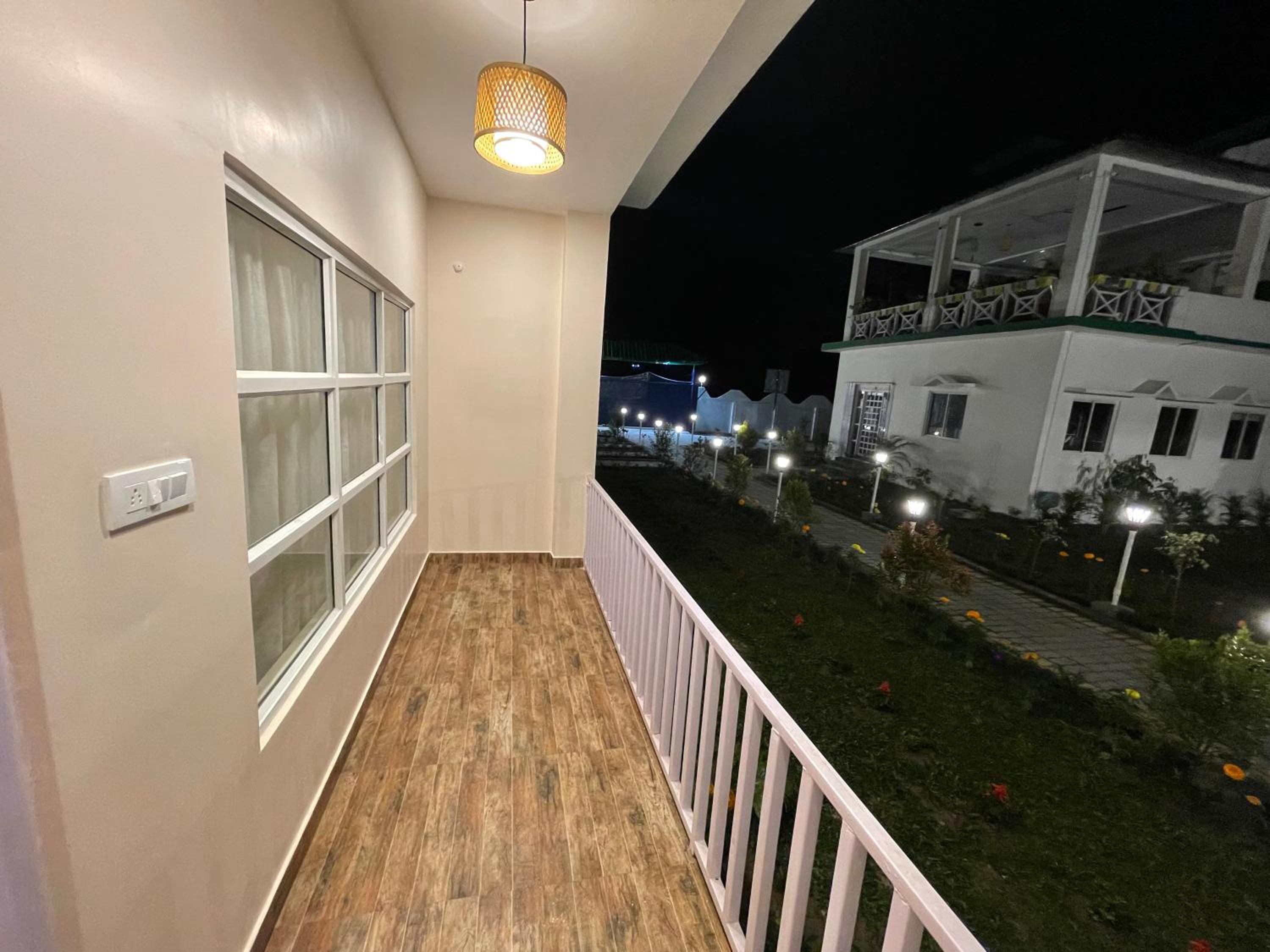 Deluxe Double or Twin Room with Garden View - Photo 3
