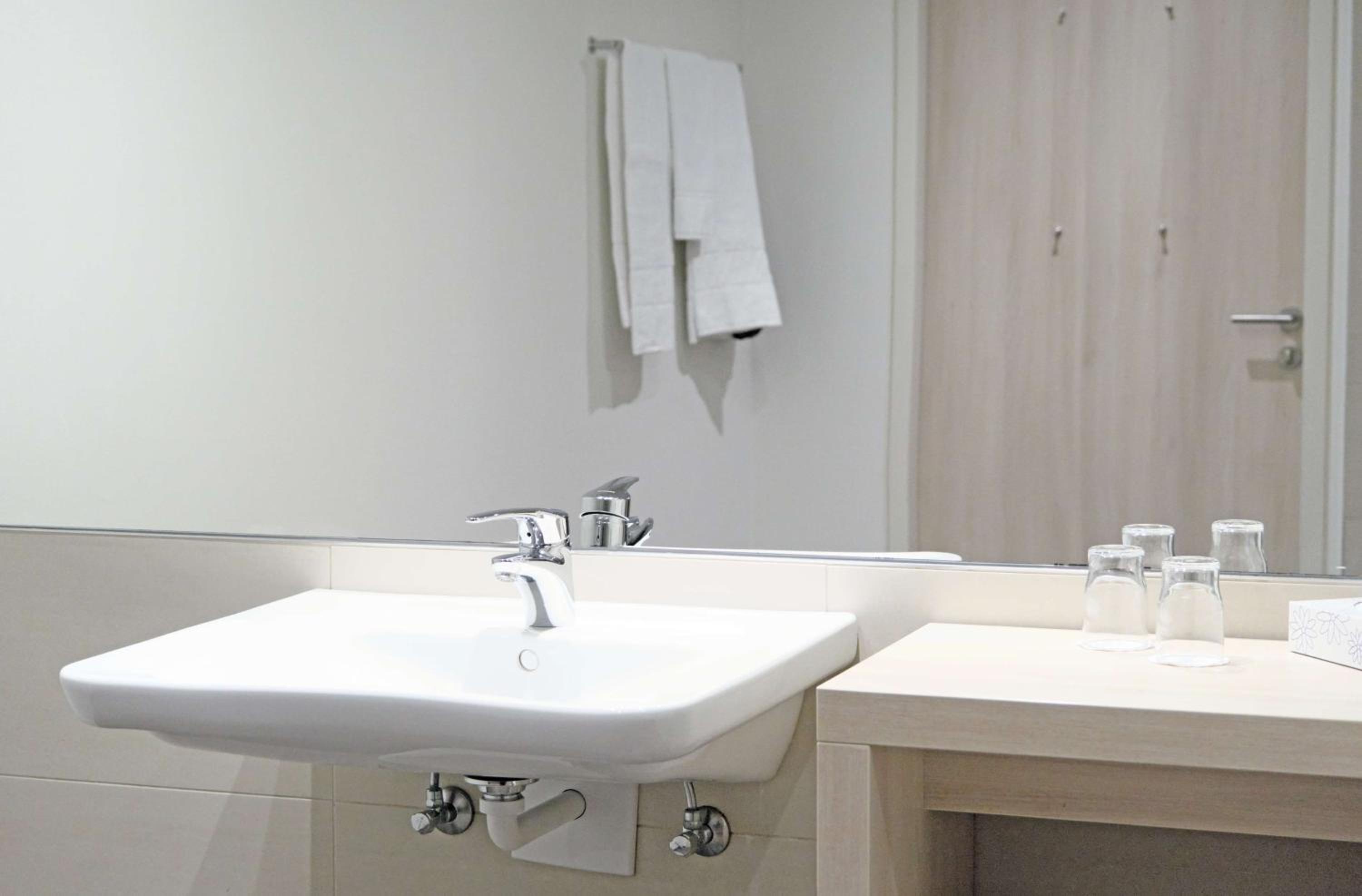 Superior Room - Photo 15