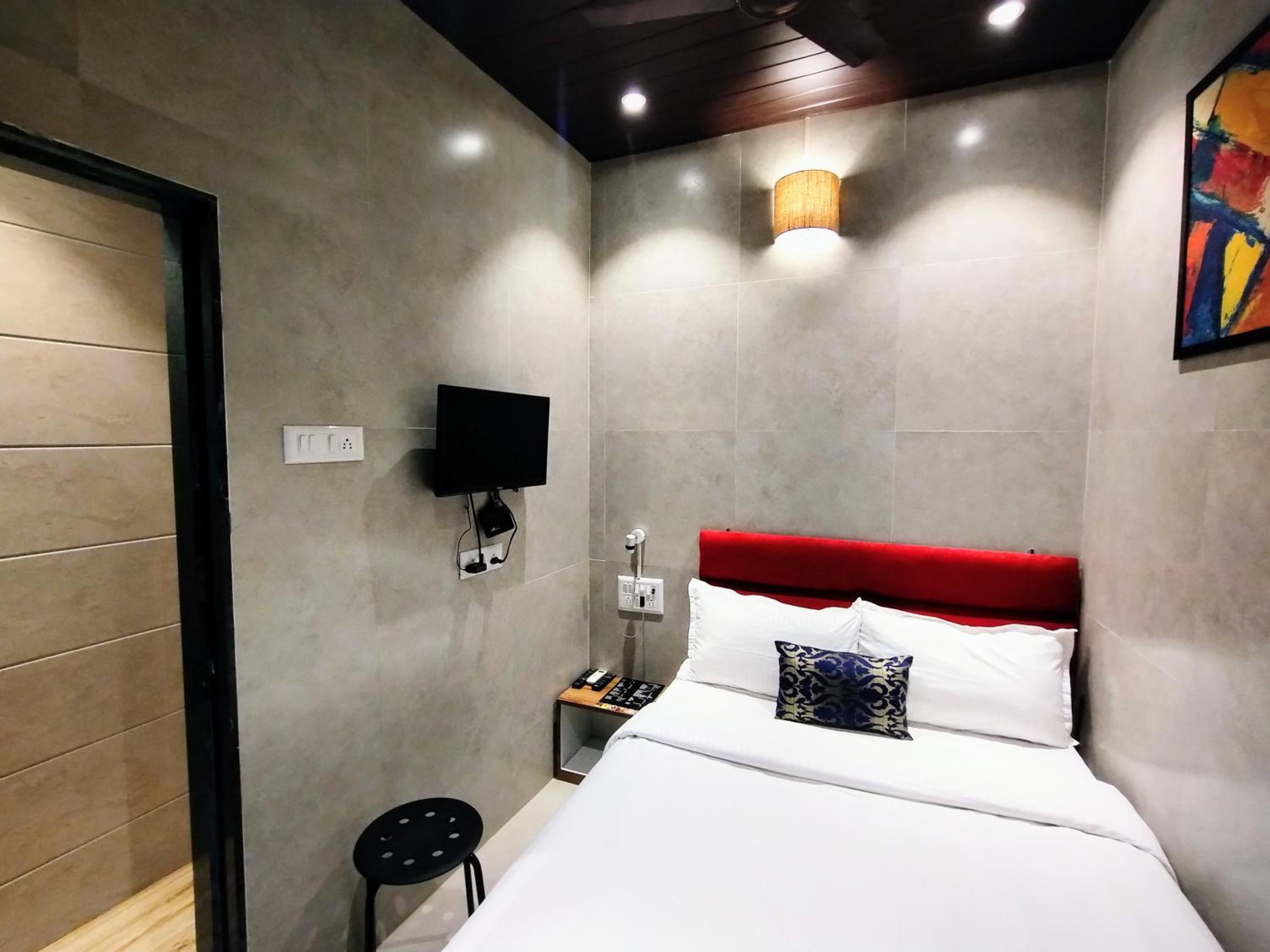 Standard Double Room With Fan