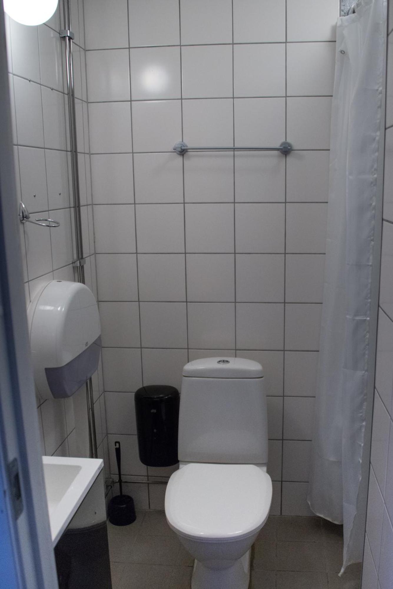 Standard Twin Room - Private bathroom - Photo 7
