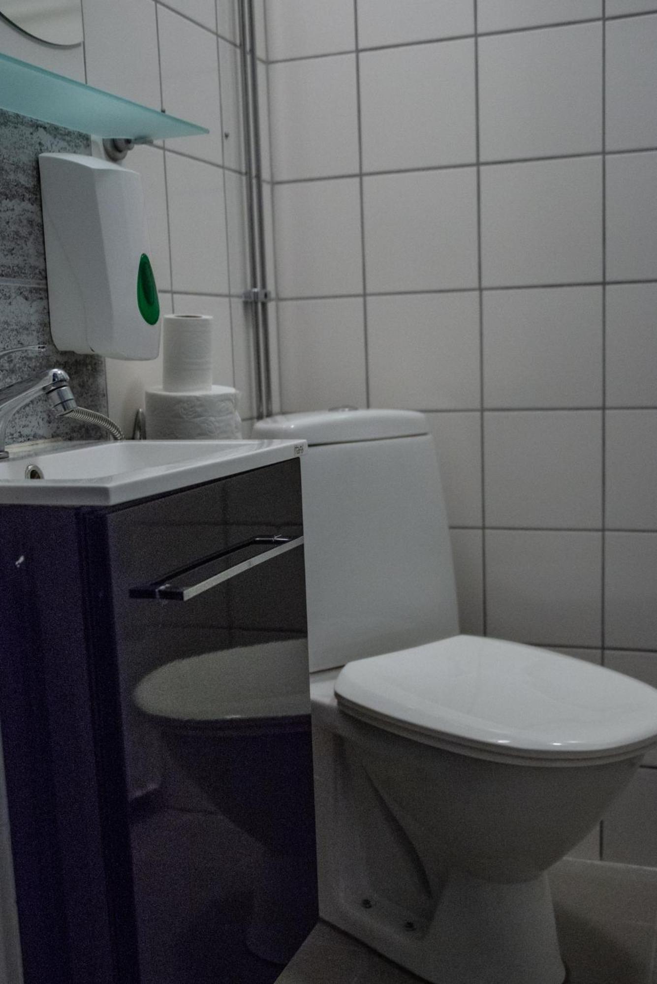 Standard Twin Room - Private bathroom - Photo 6