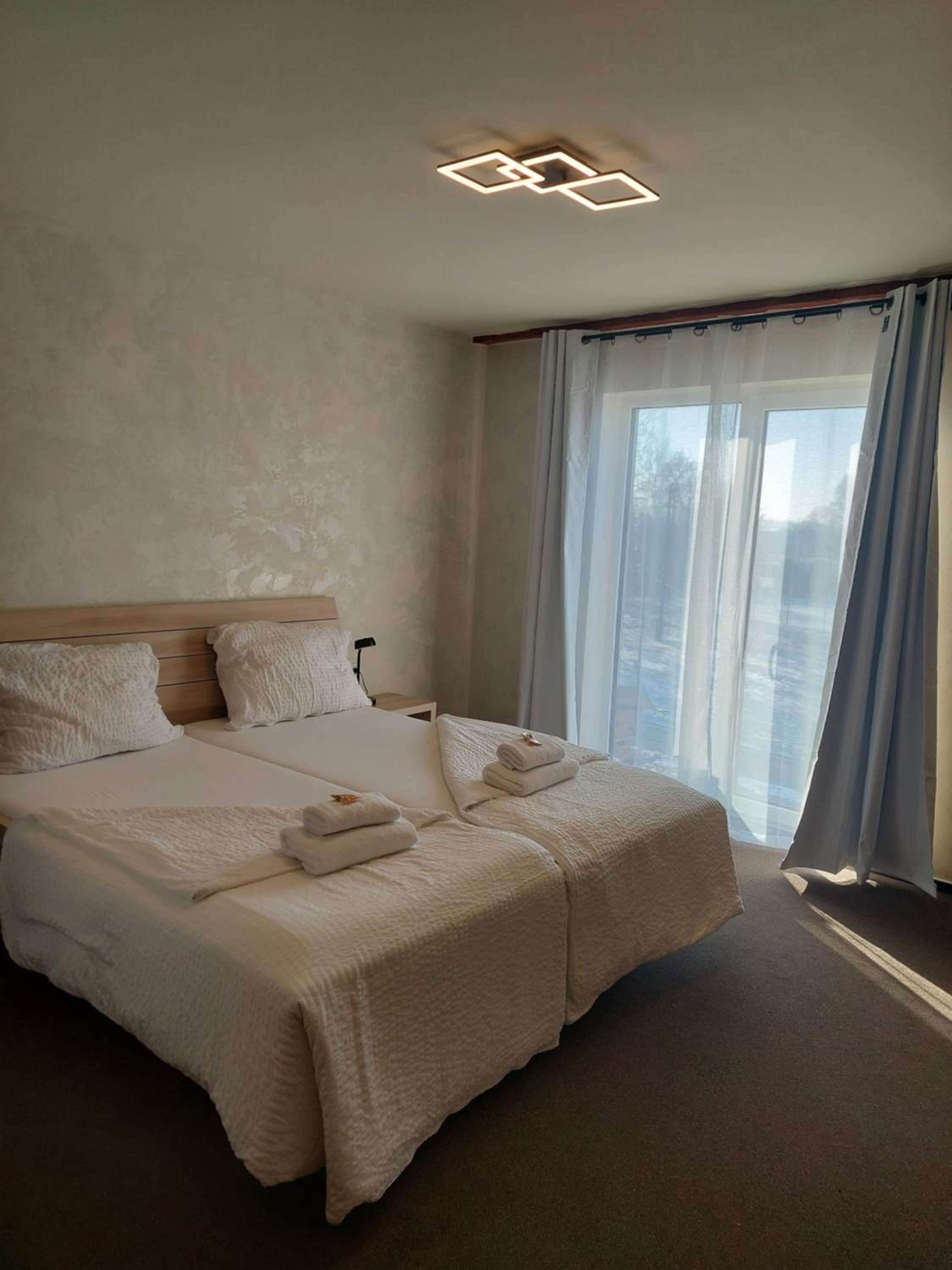 Deluxe Double Room photo 2