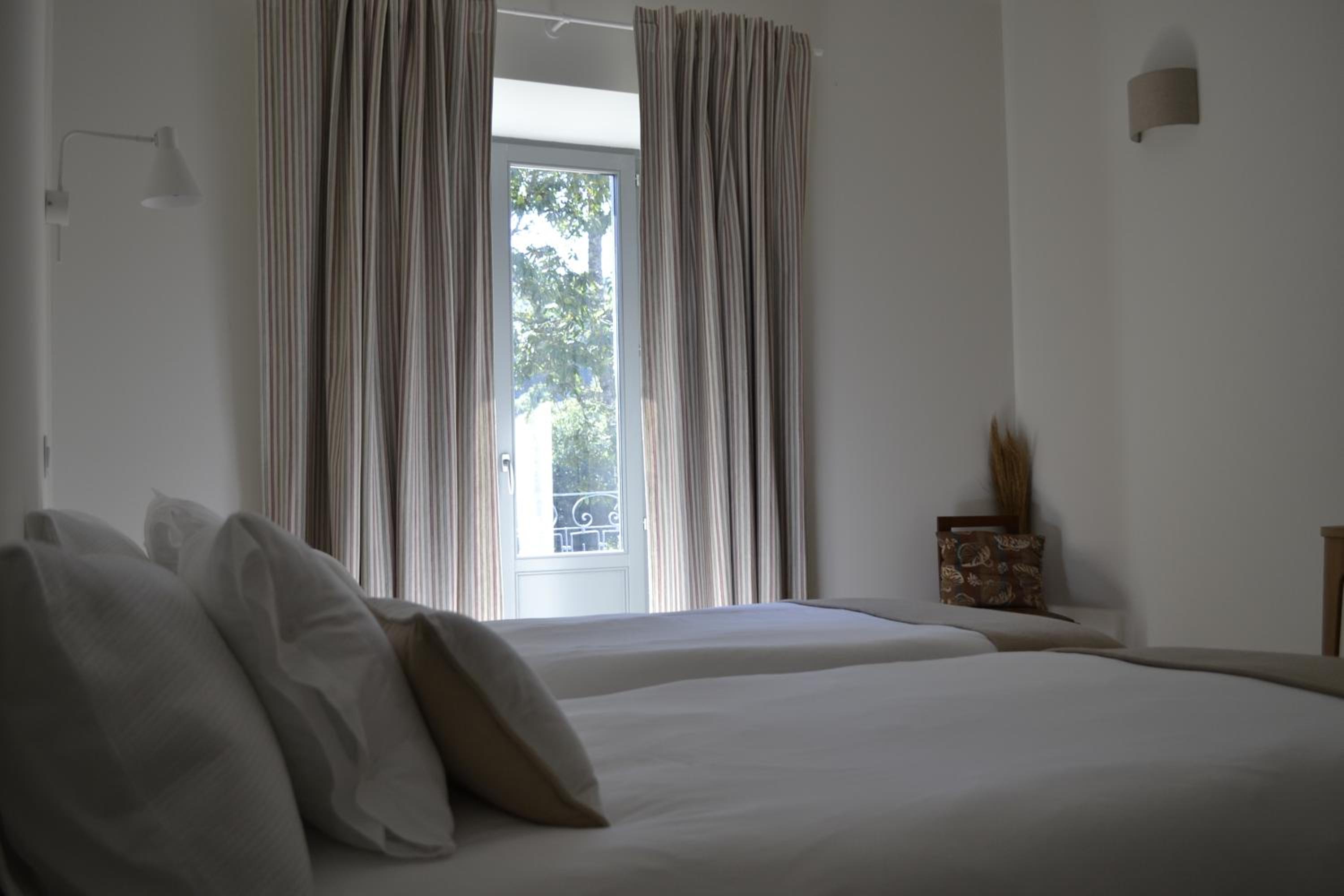 Deluxe Twin Room photo 1