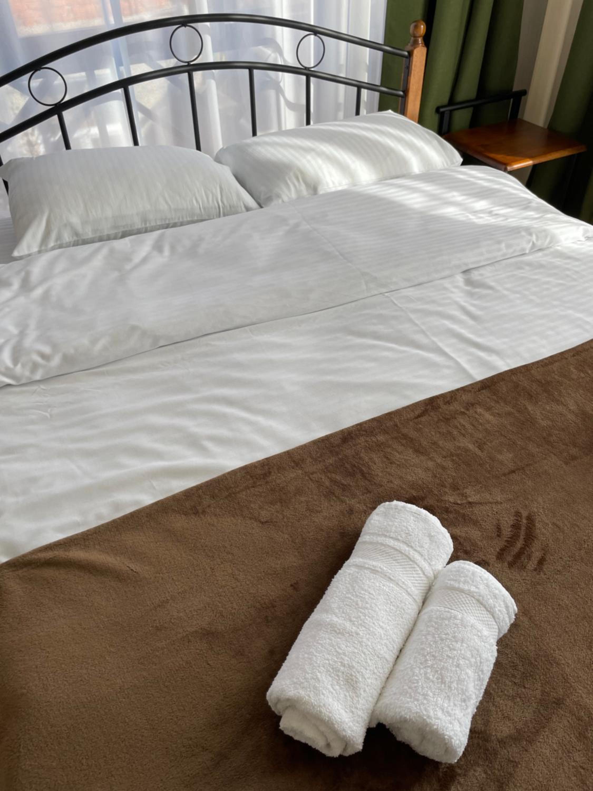 Standard Double Room - Photo 2