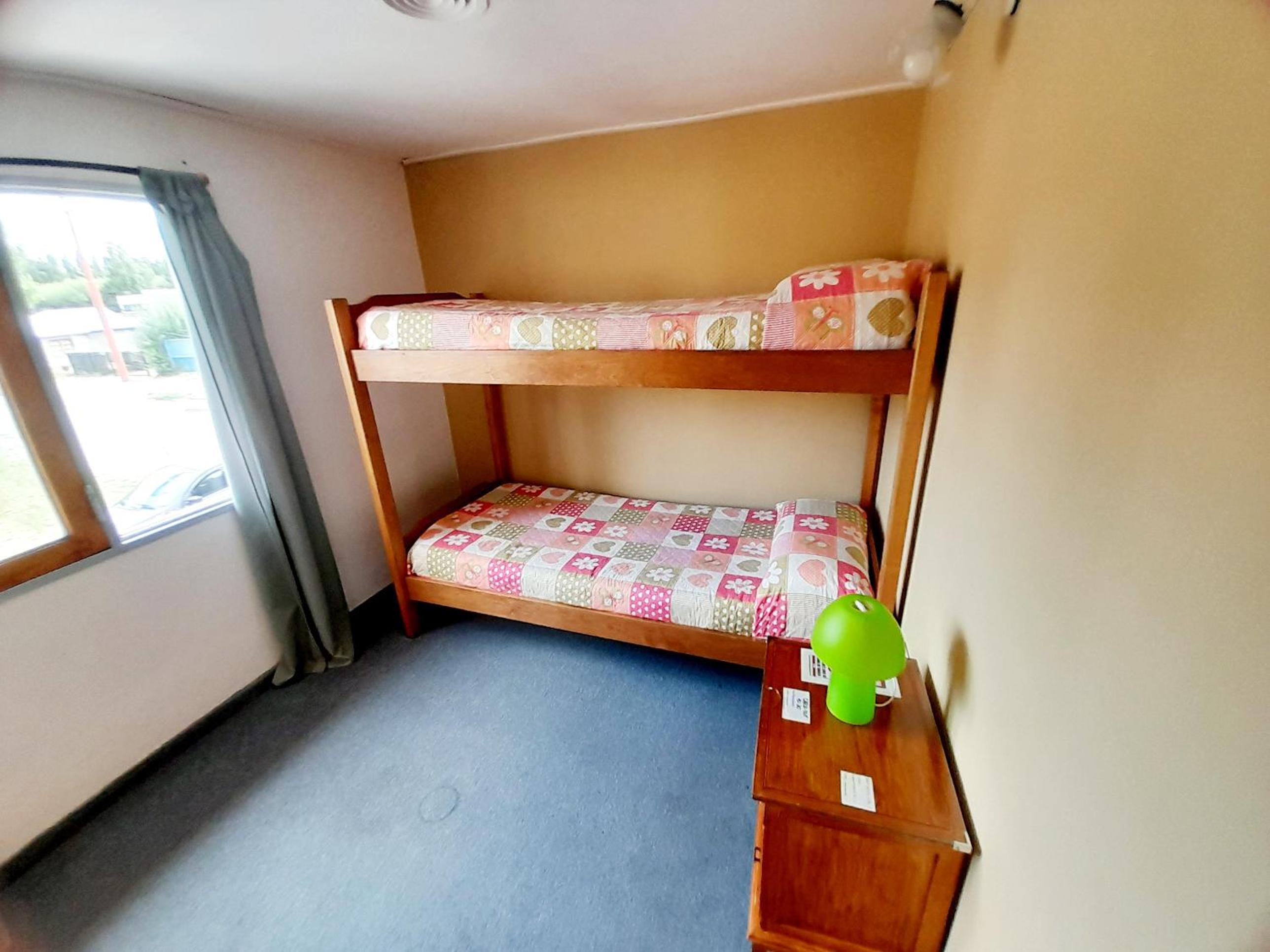 Twin Room with Shared Bathroom photo 2