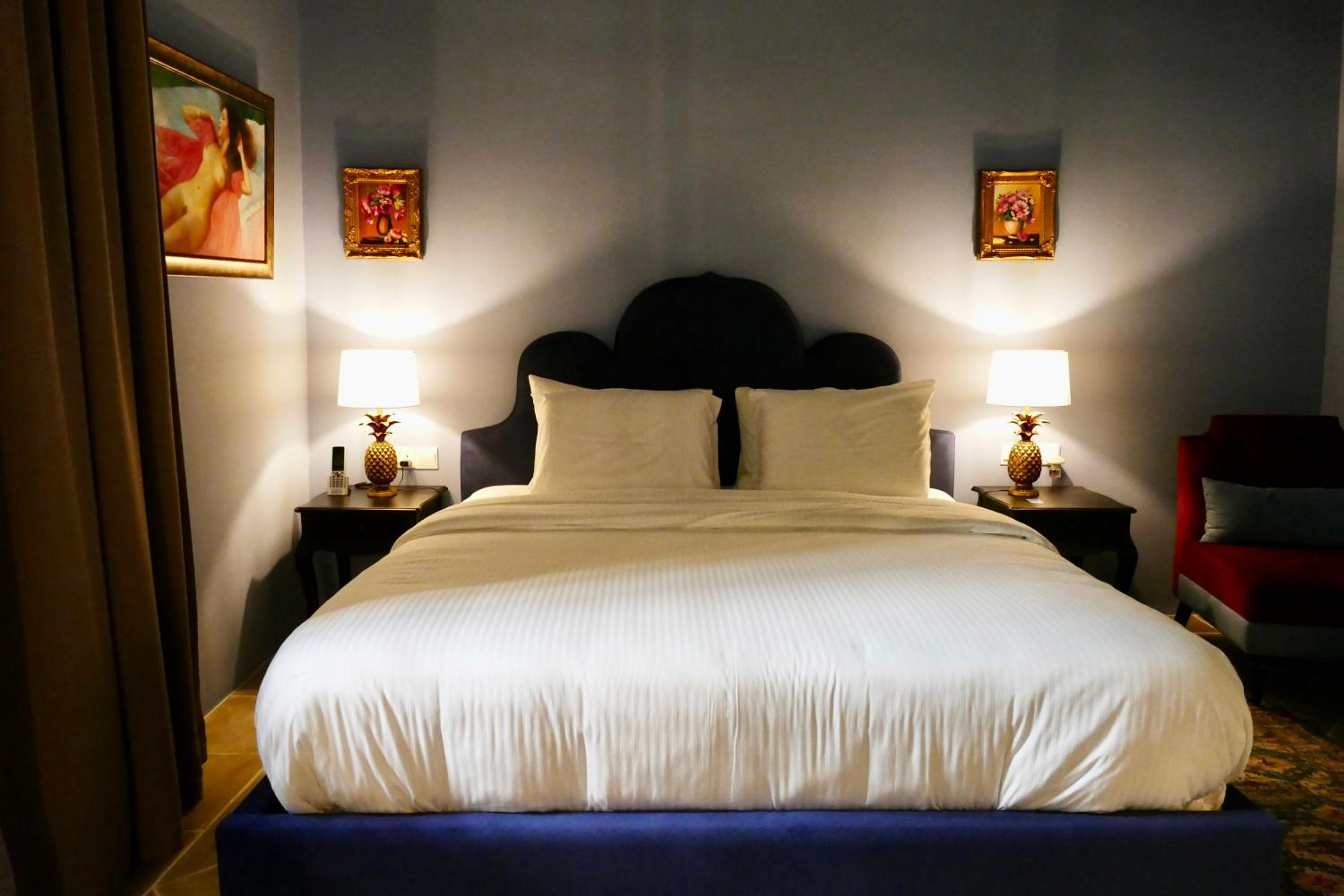 Deluxe Suite