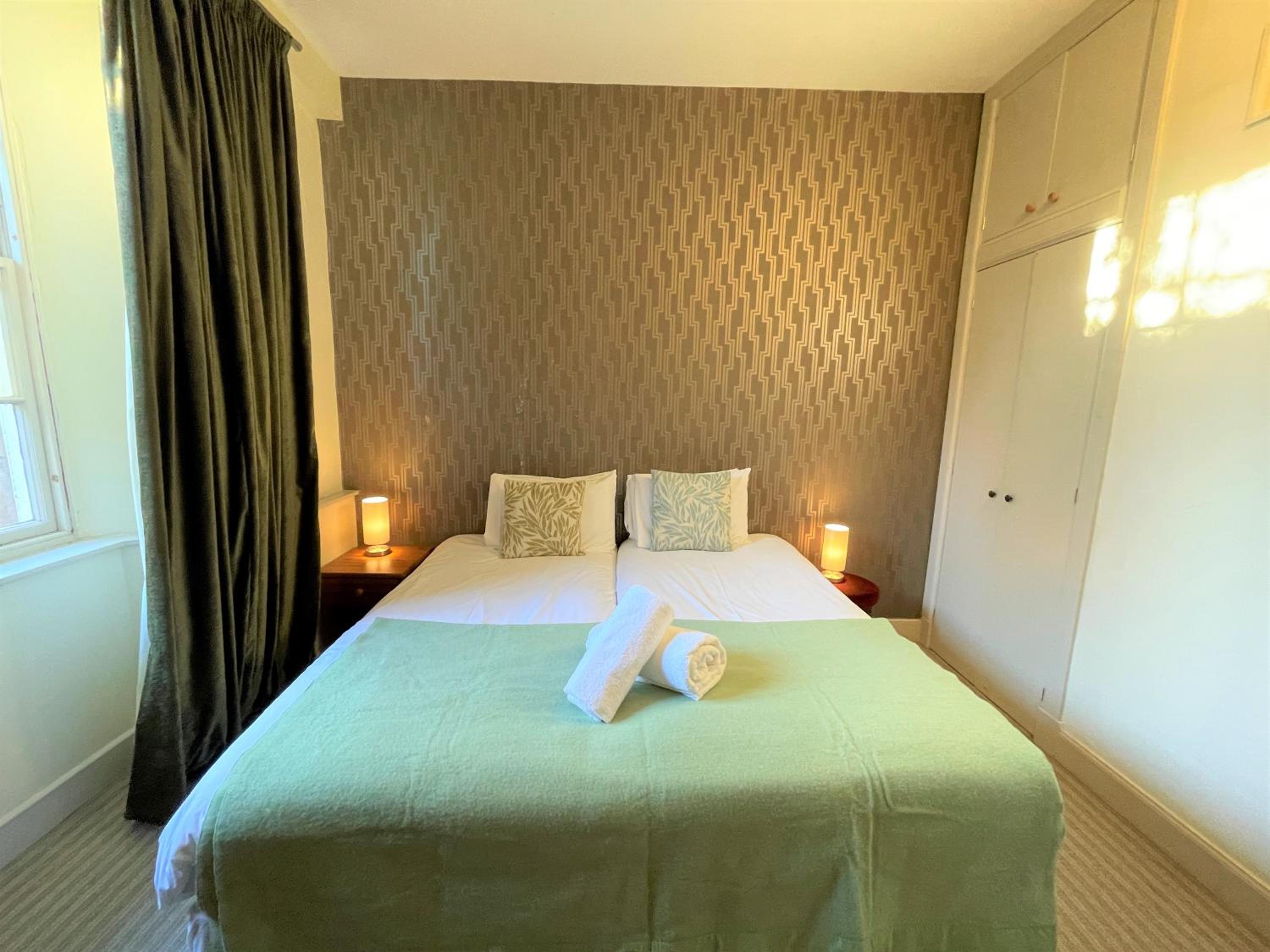 Standard Twin Room photo 3
