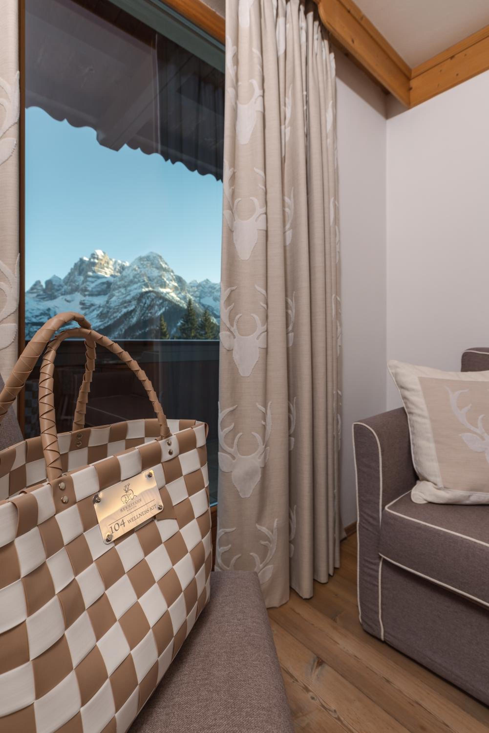 Superior Double Room with Balcony photo 2