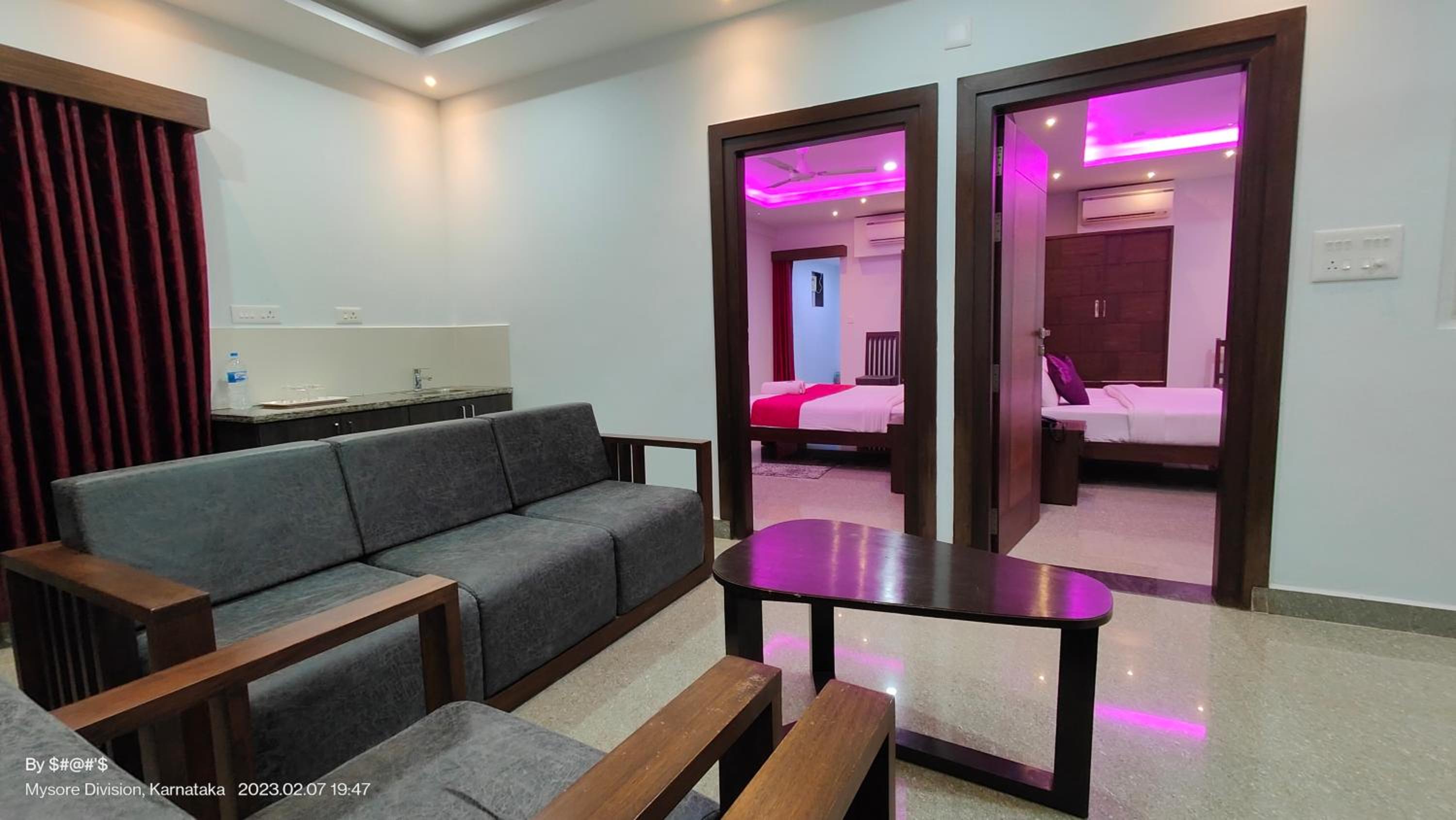 Suite with Balcony photo 3