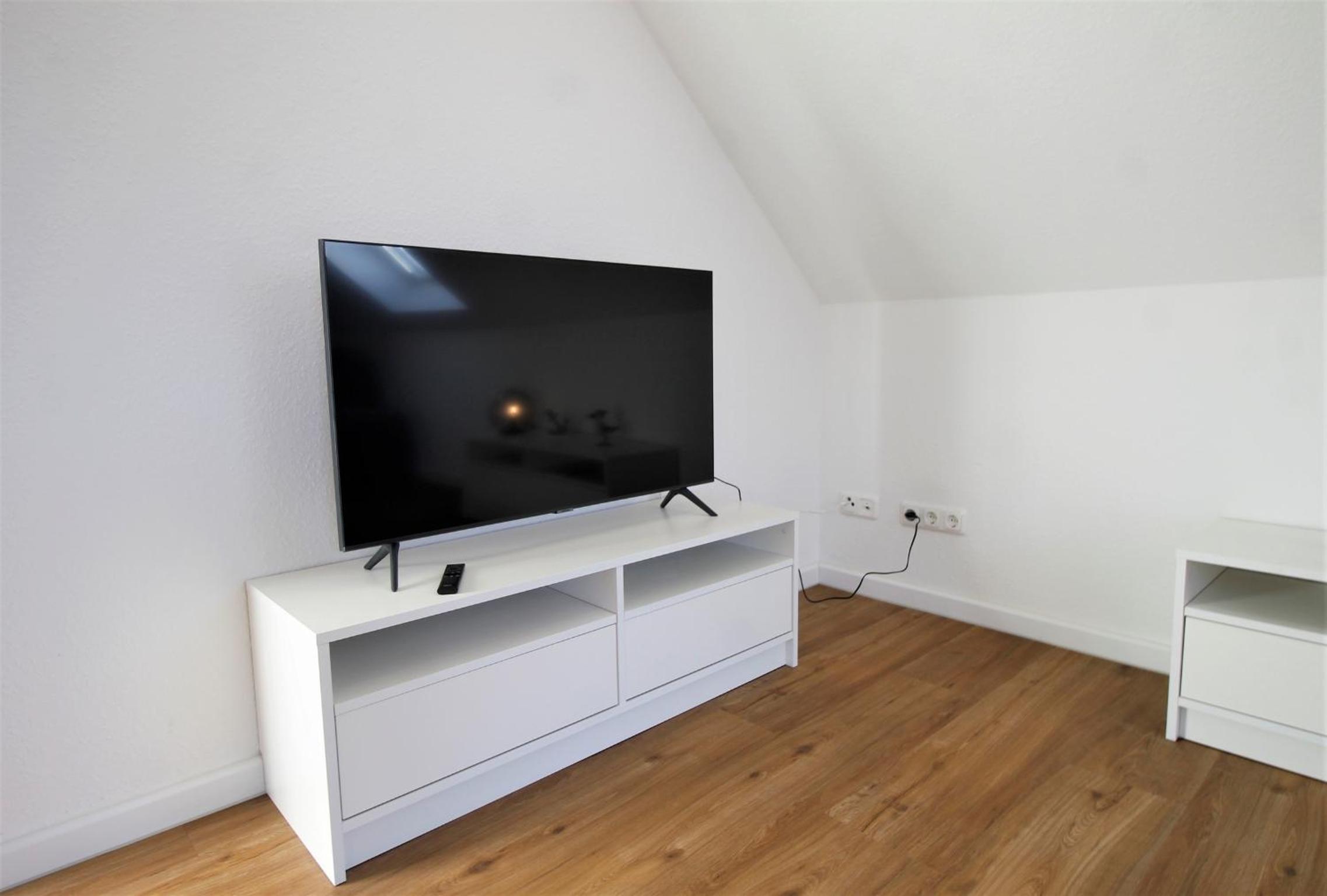 Apartment photo 2