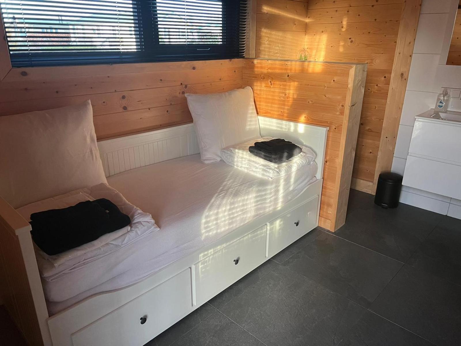Three-Bedroom Chalet photo 1