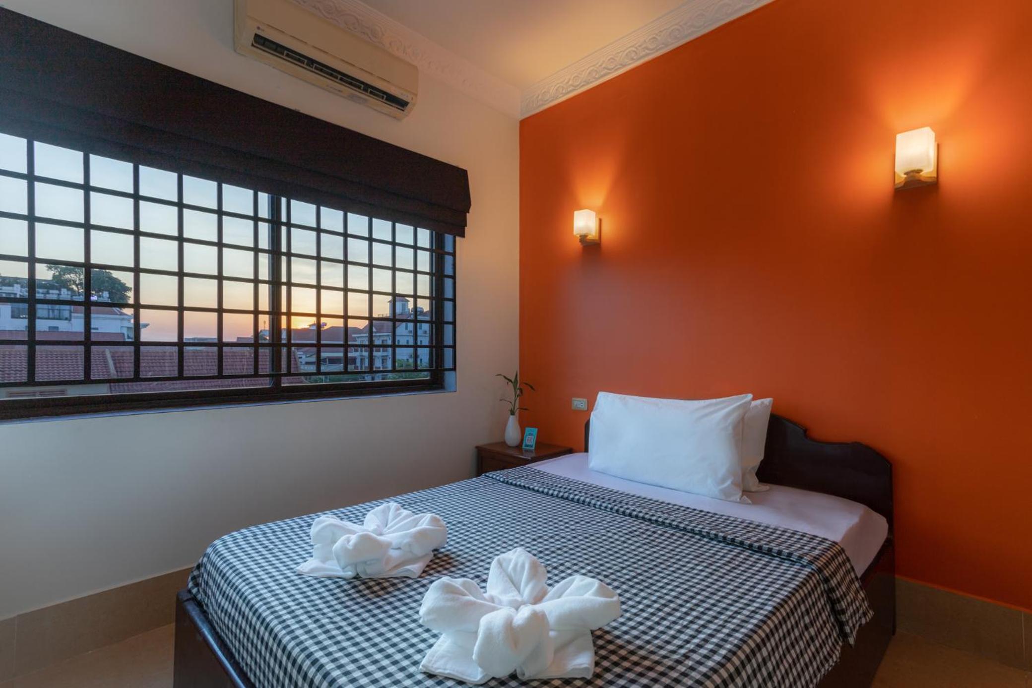 Budget Double Room - Photo 3