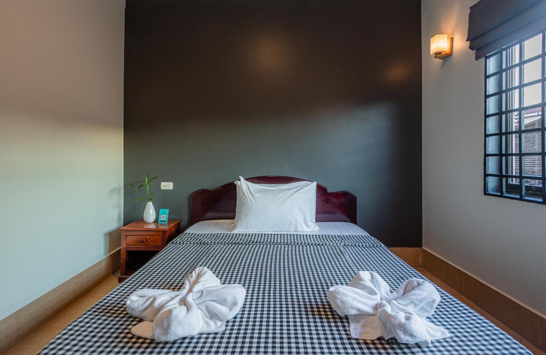 Budget Double Room - Photo 5