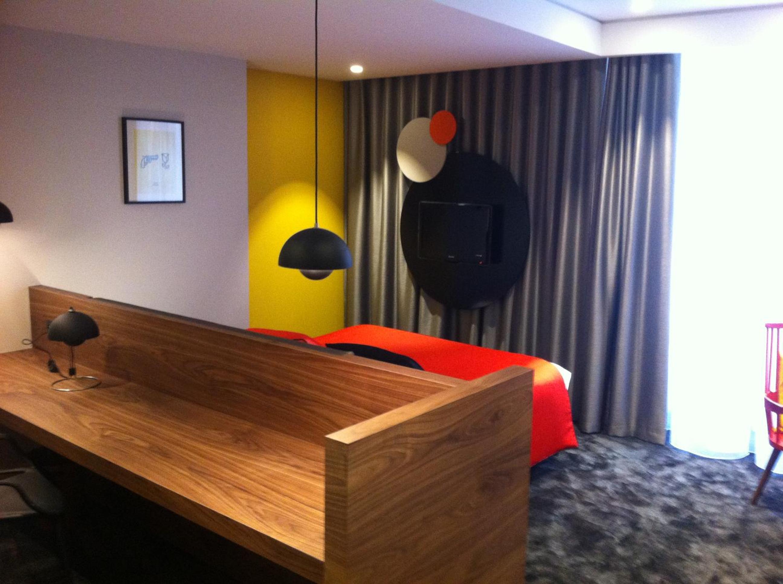 Family Room - Photo 7
