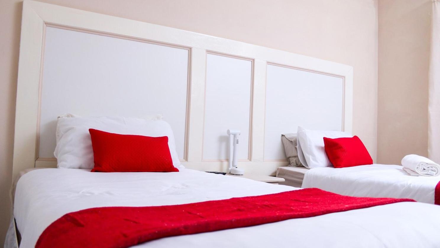 Deluxe Double Room - Photo 5
