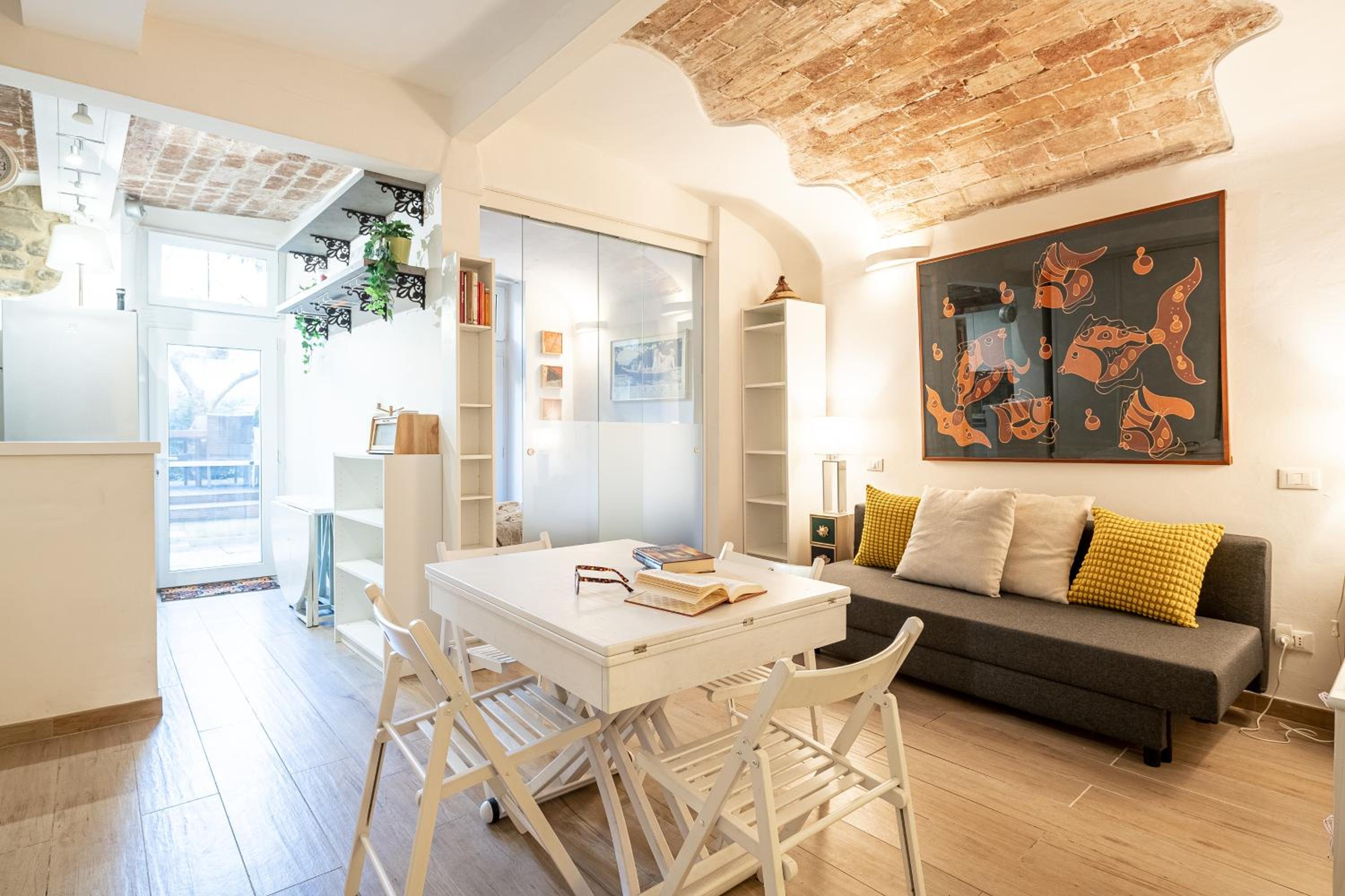 One-Bedroom Apartment