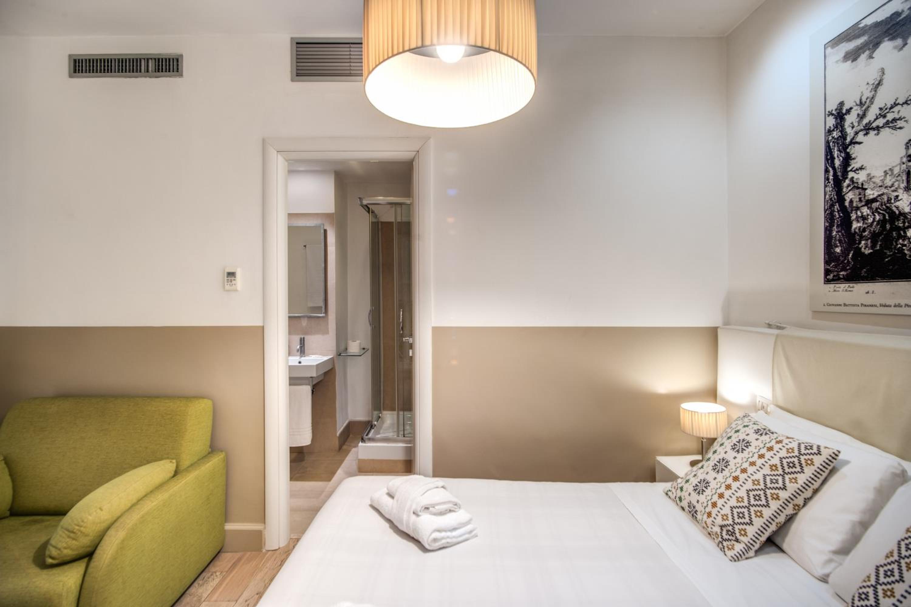 Double Room photo 2