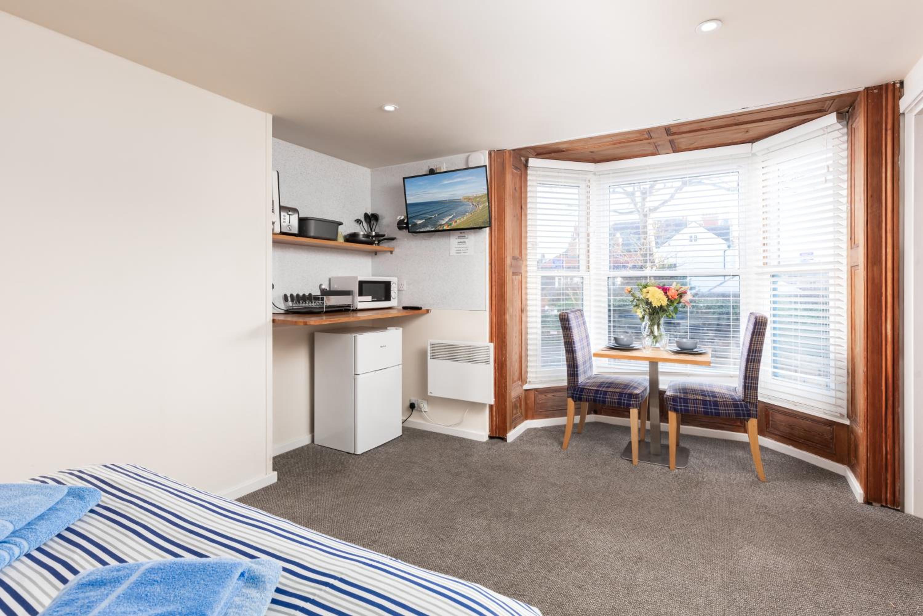 Mini Suite