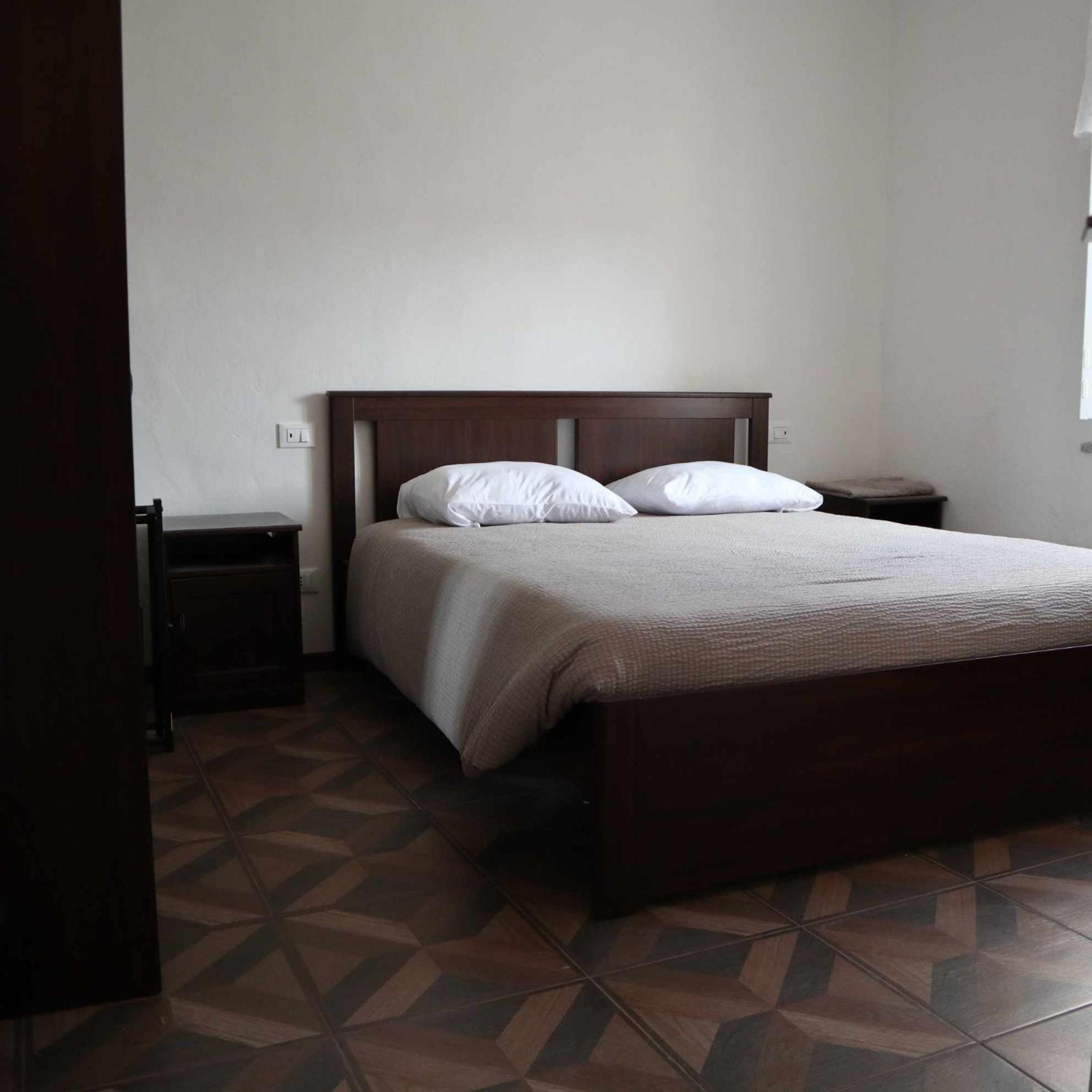 Double Room - Photo 4